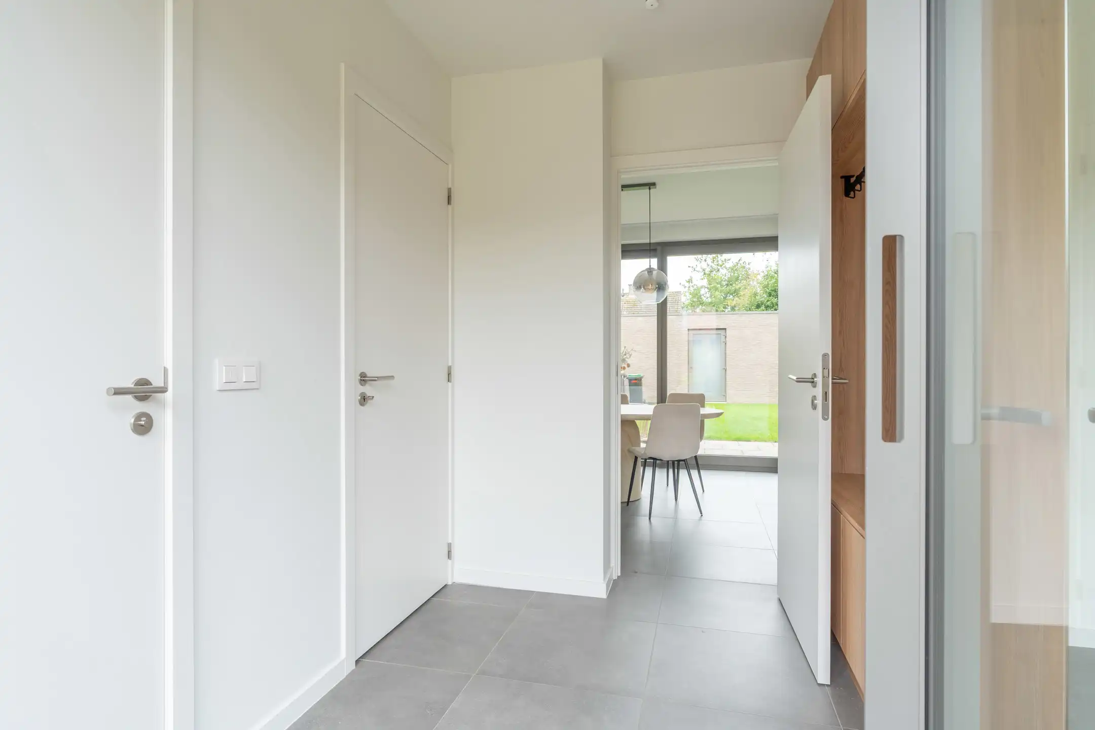 Energiezuinige 3 slpkwoning met carport nabij Vosselaar & TH foto 3