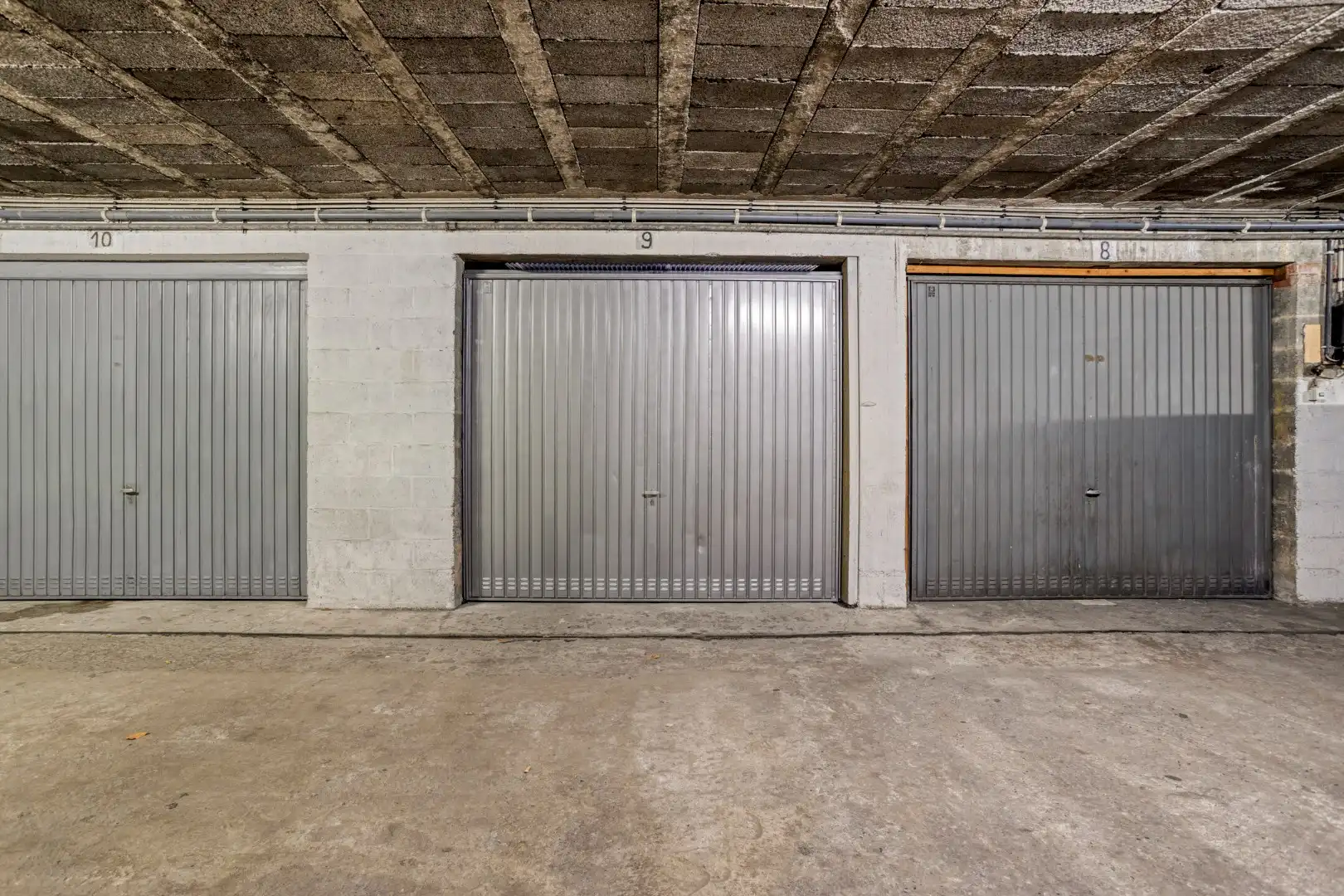 Zeer mooi gerenoveerd appartement met 2 slaapkamers en garage! foto 16