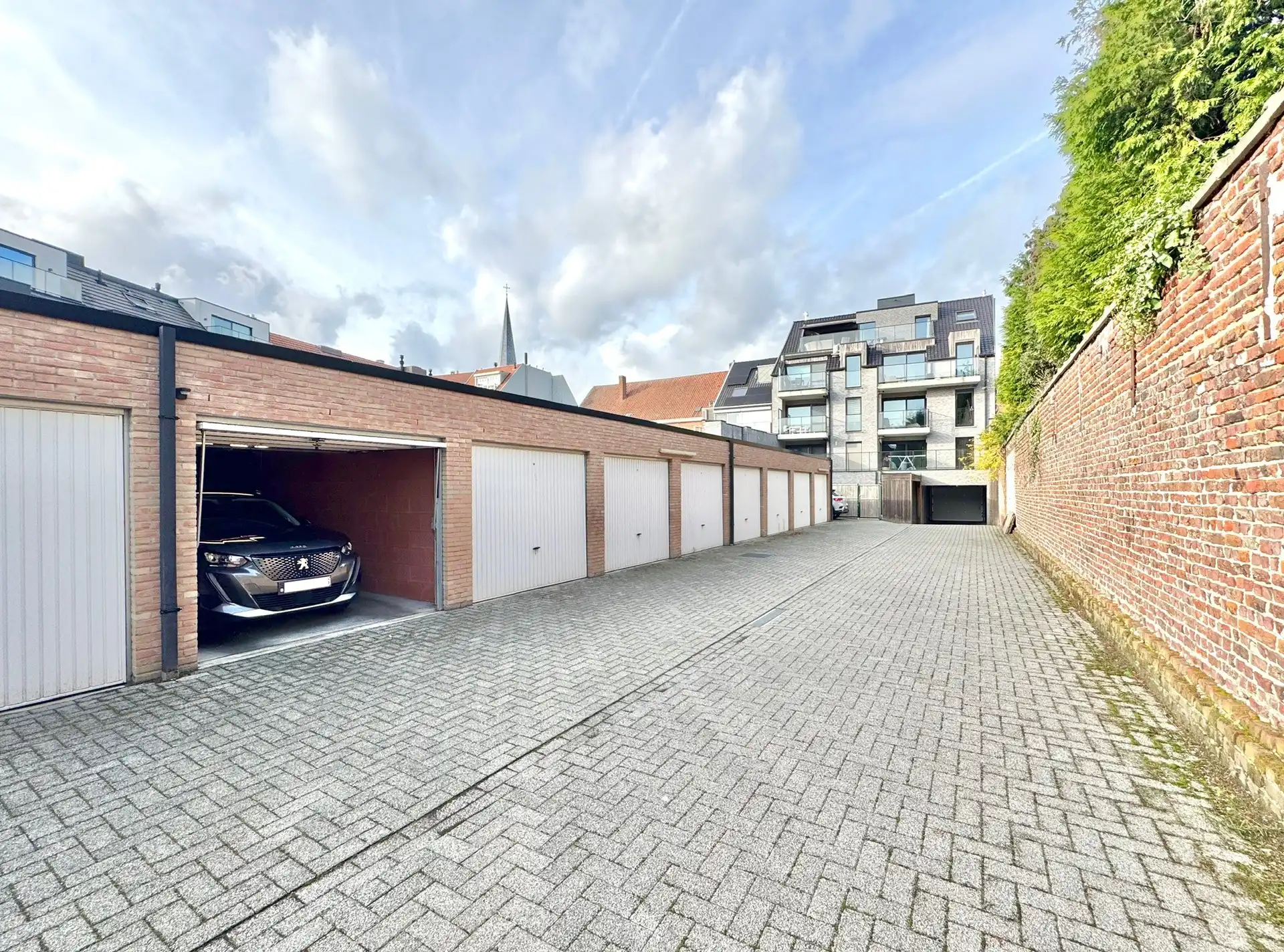 PENTHOUSE MET 2 TERASSEN & GROTE GARAGE foto 18