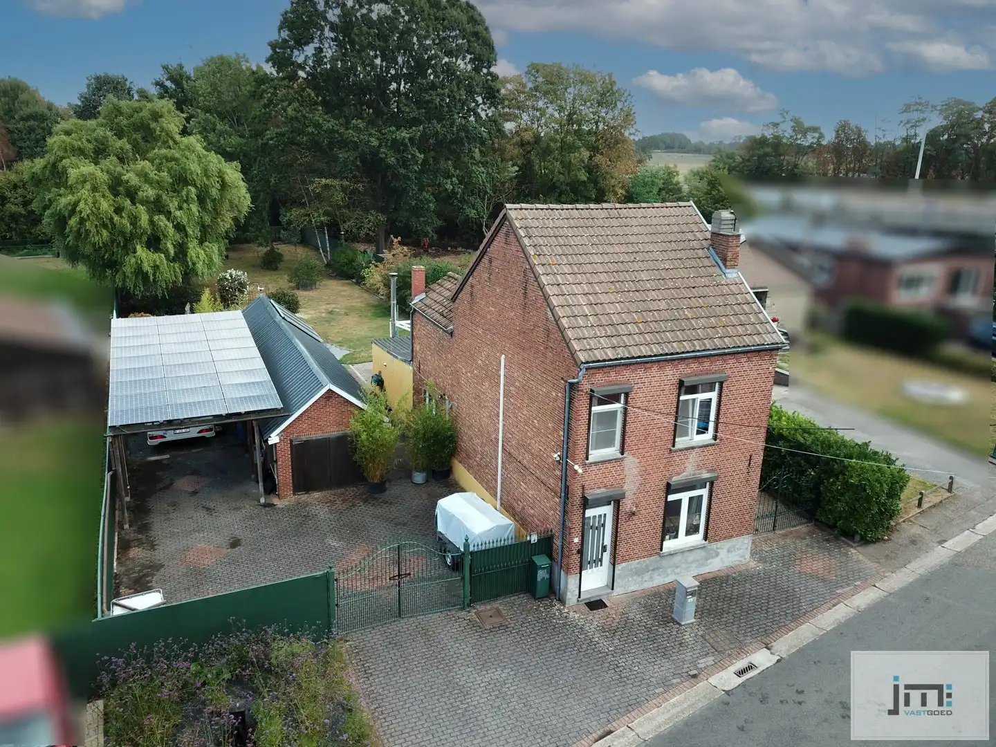 Hoofdfoto van de publicatie: Karaktervolle en instapklare gezinswoning met ruime tuin te Sint-Lambrechts-Herk