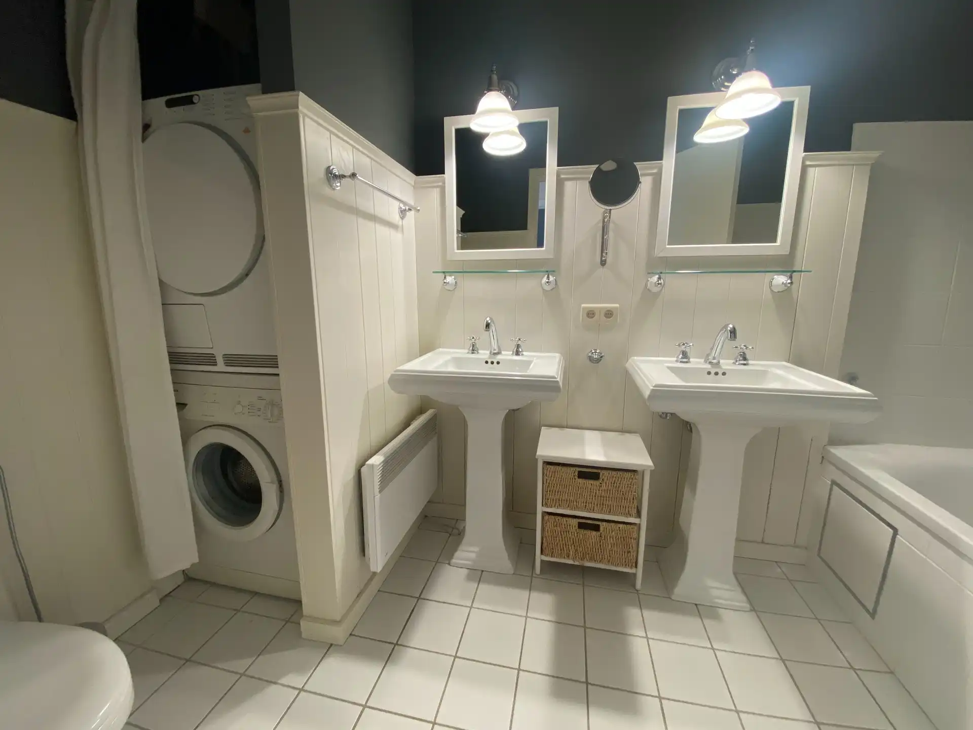Gemeubeld: ruim appartement vlakbij zee! foto 9