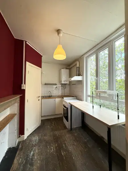 1-slaapkamerappartement in herenwoning vlakbij Sint-Pietersstation foto 5