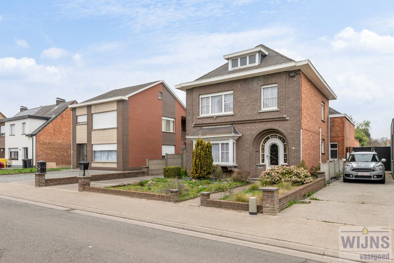 Ruime woning met tuin. foto 3