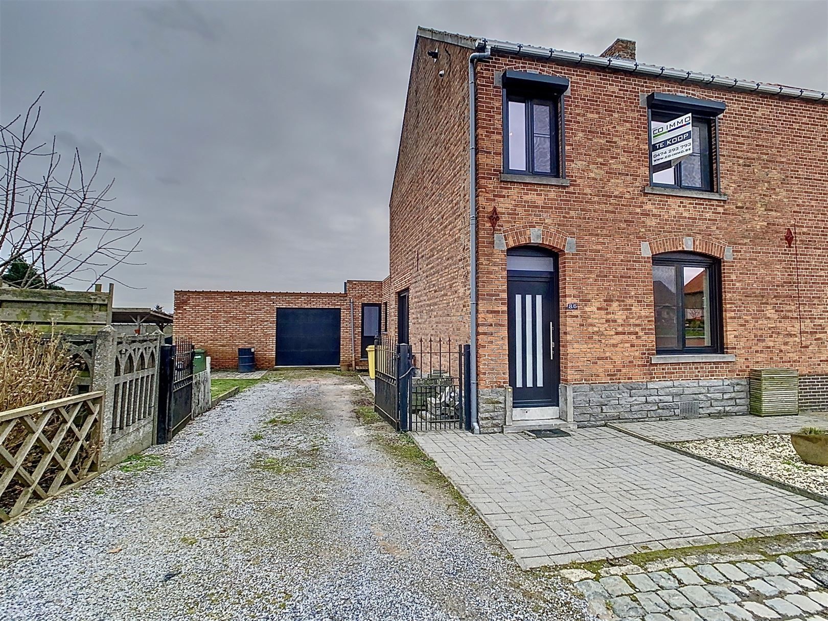 Gerenoveerde woning, 2 slpks, tuin, garage, 3a 50ca foto 1