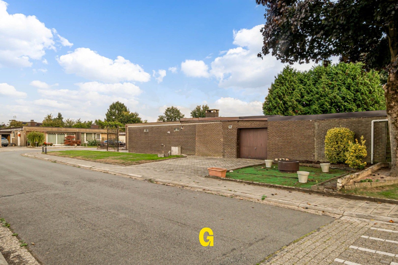 VERKOCHT - Te renoveren bungalow woning op 2a 89ca  foto 5