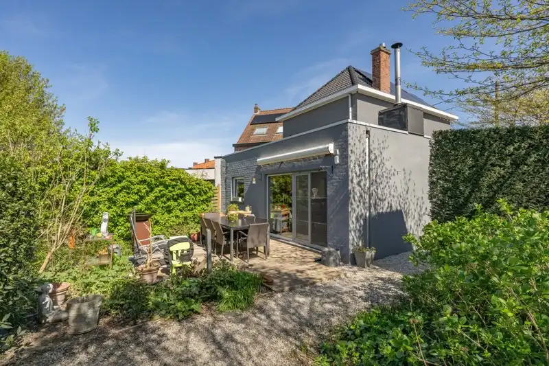 🏡 Charmante gezinswoning met zonnige tuin en polyvalent bijgebouw in Sint-Eloois-Vijve 🌿 foto 24