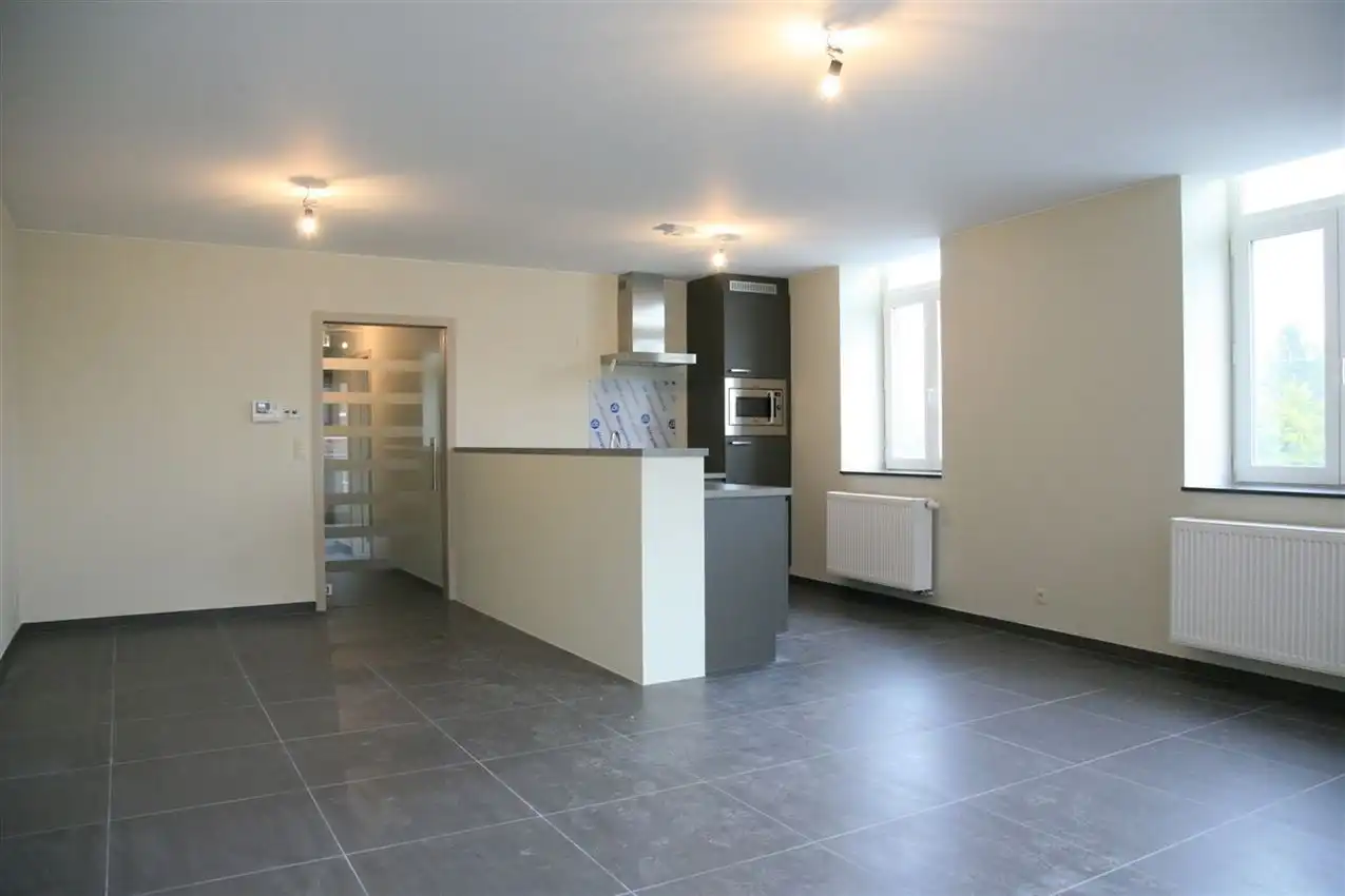 Appartement met 2 slpk., en zonnig terras aan station Zichem foto 2