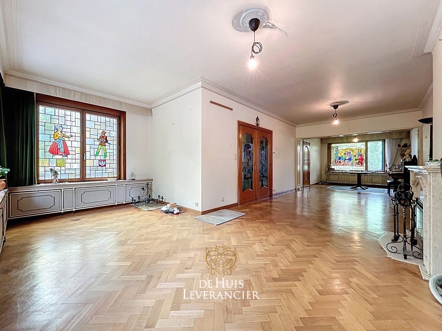 Wonen in het hart van Wilrijk met ruimte voor meer dan alleen een warme thuis foto {{pictureIndex}}