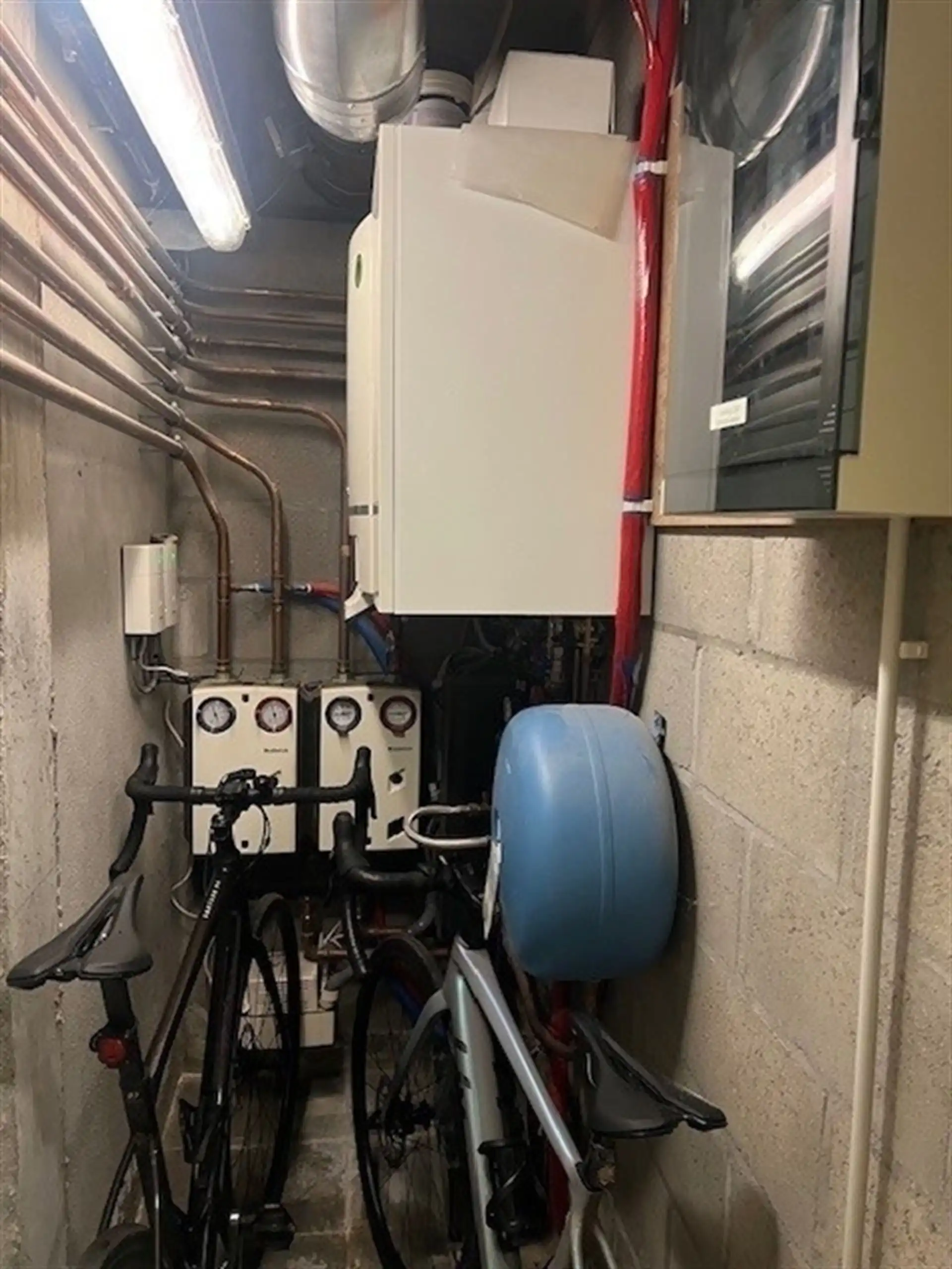 Instapklaar handelsglv met tuin nabij station. foto 13