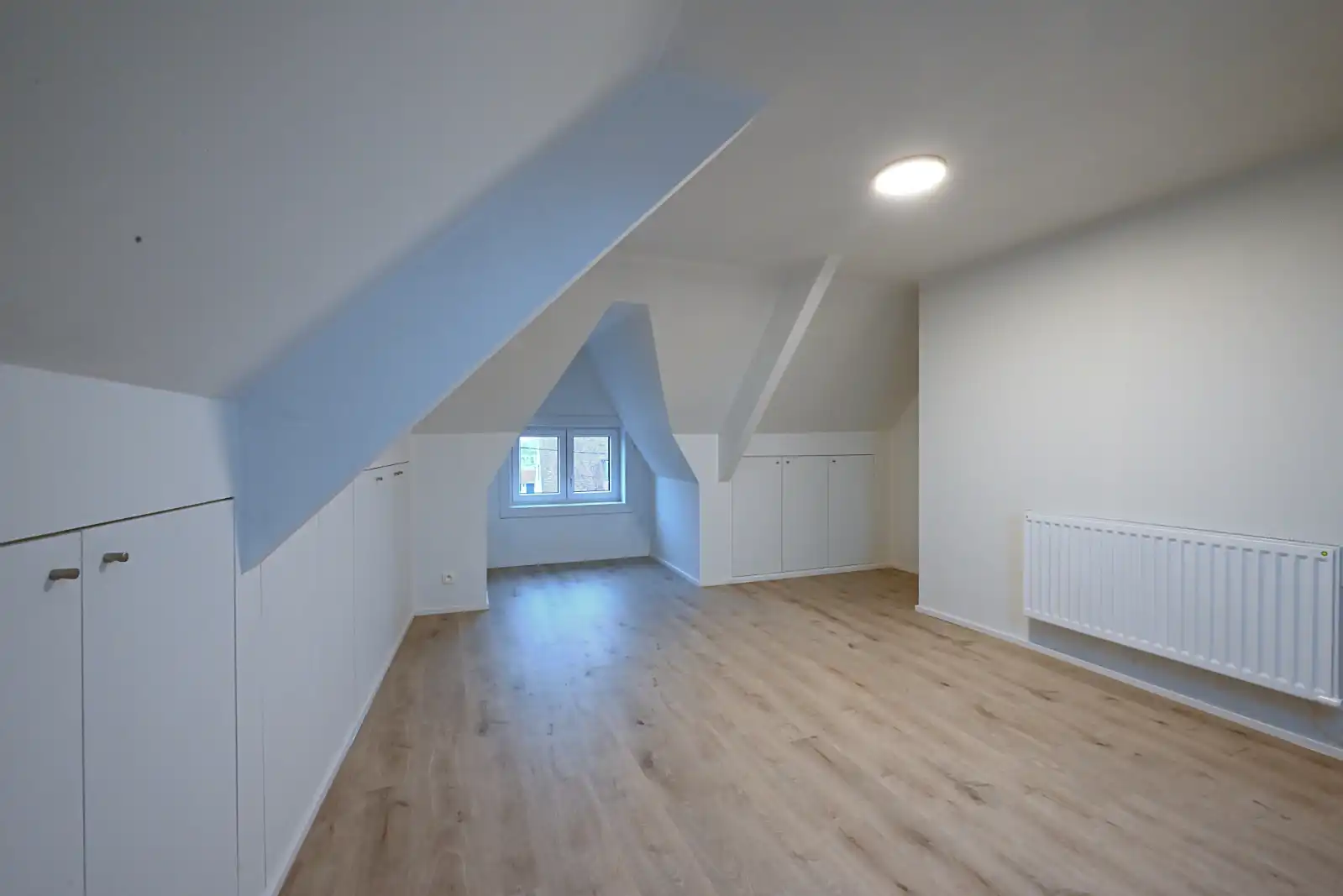 Prachtig afgewerkte woning met 3 slaapkamers in het centrum van Ardooie foto 13