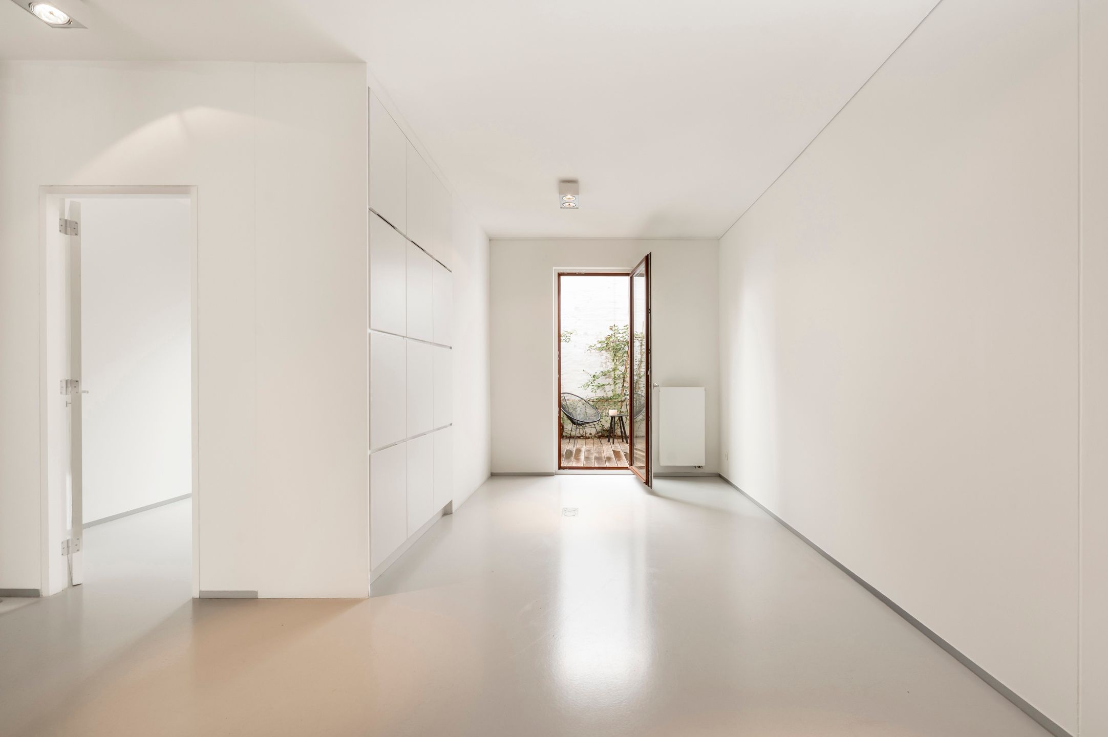 Gelijkvloers appartement met een zuidgerichte tuin! foto 12