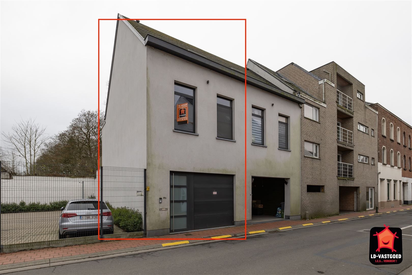 Gezellig triplex appartement met garage en ruim terras foto {{pictureIndex}}