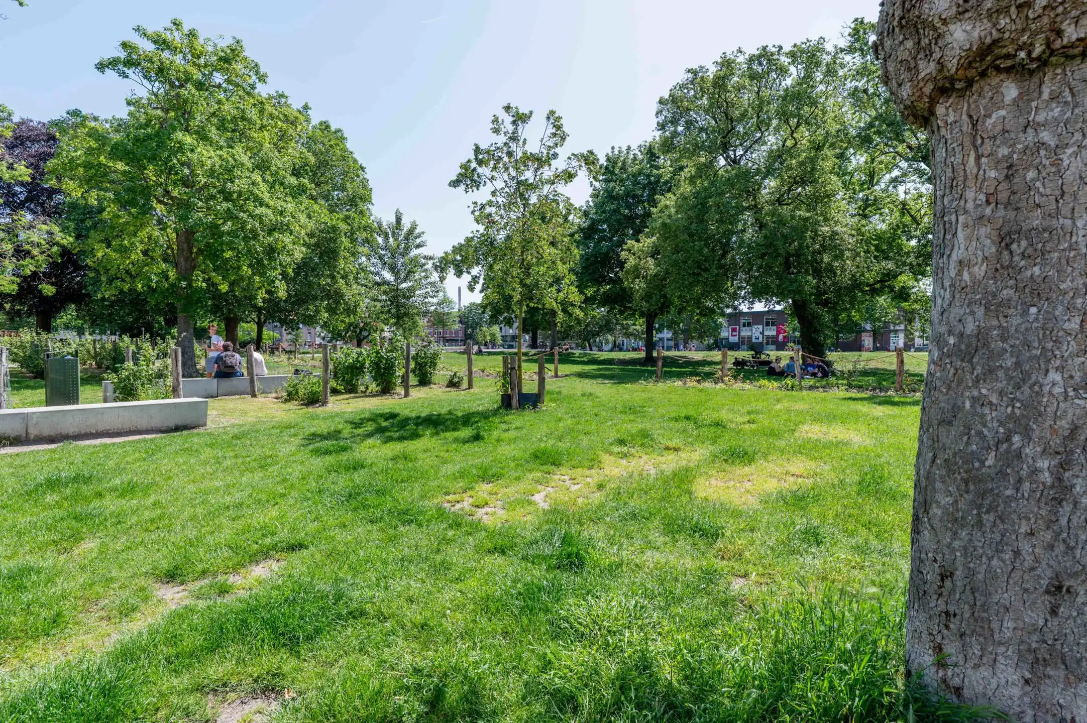 Karaktervol herenhuis op unieke locatie met buitenruimte foto 29