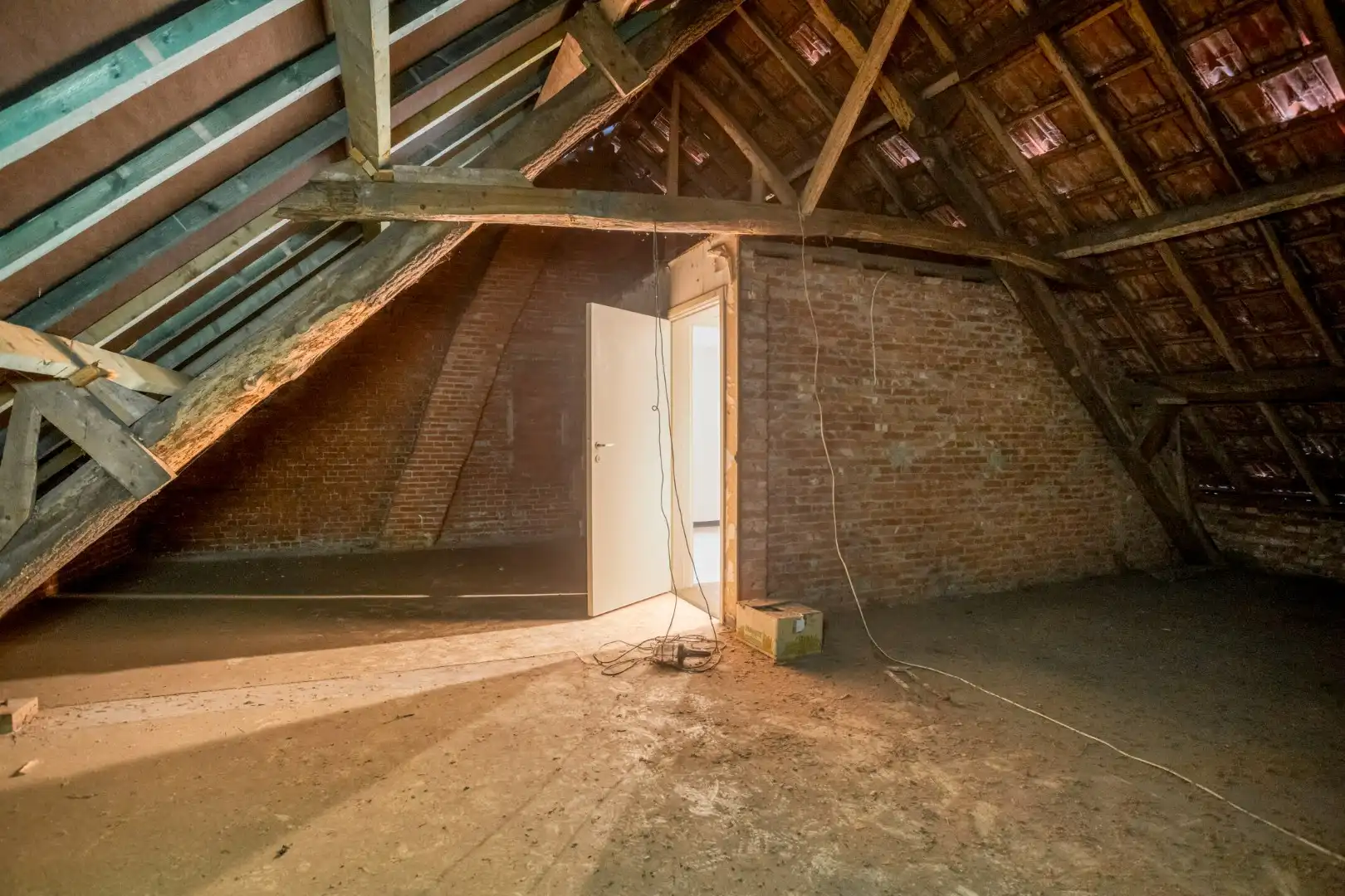 Te renoveren hoevewoning, landelijk gelegen op een uniek perceel van 1.924  m² ! foto 13