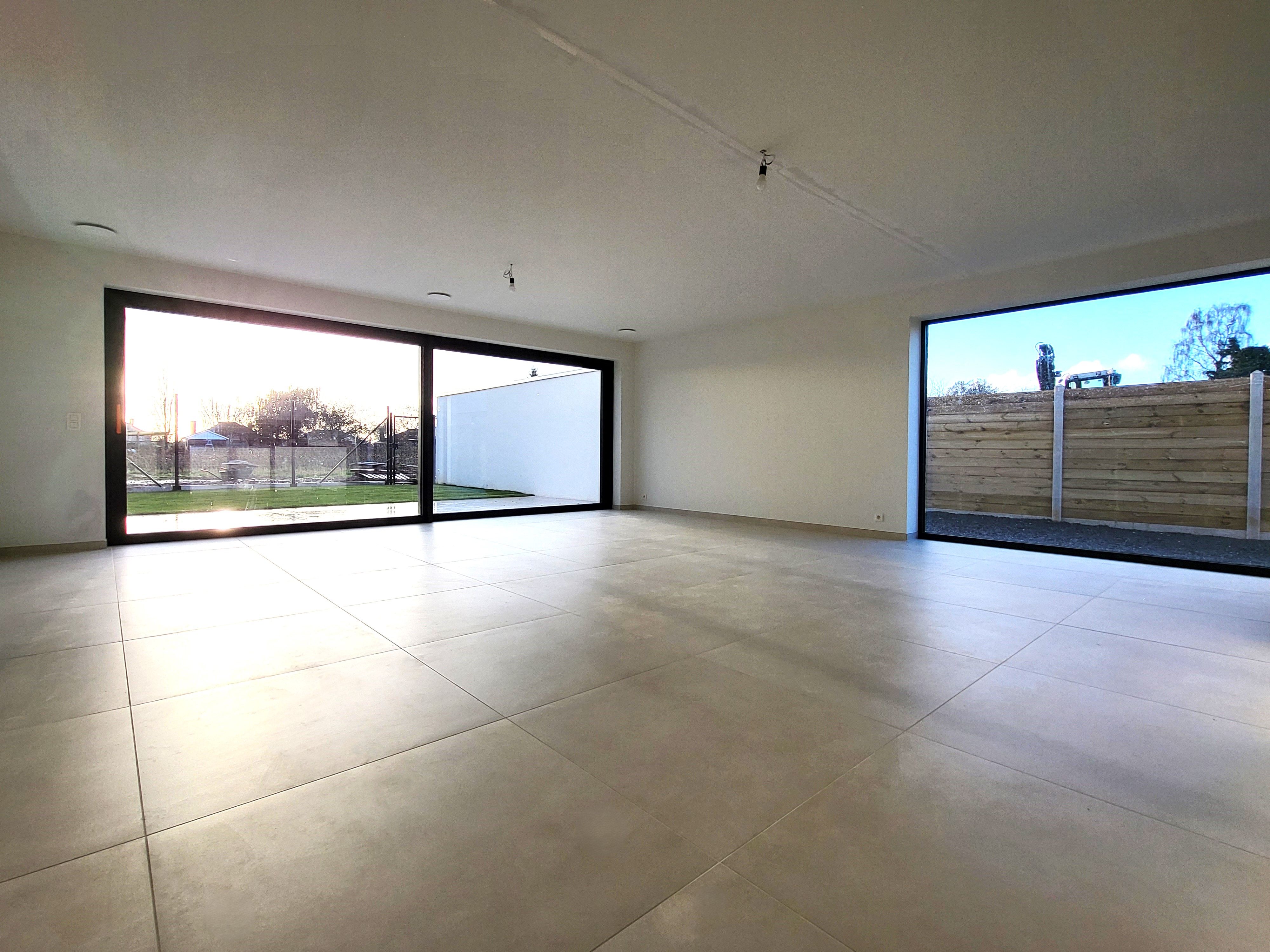 Woning 4 is een halfopen bebouwing  foto 8