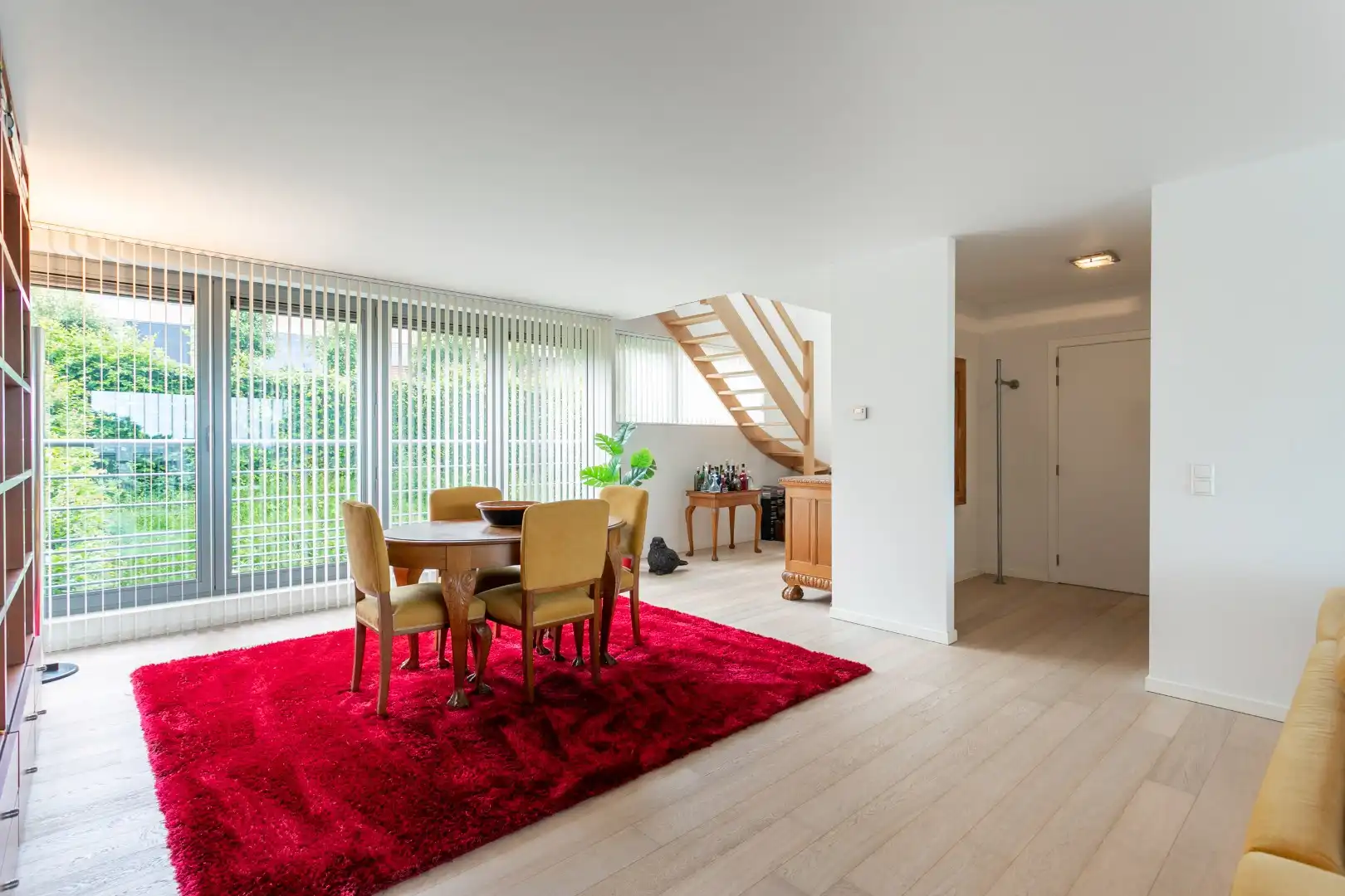 Instapklaar duplex app. met garageboxen te Beersel foto 6