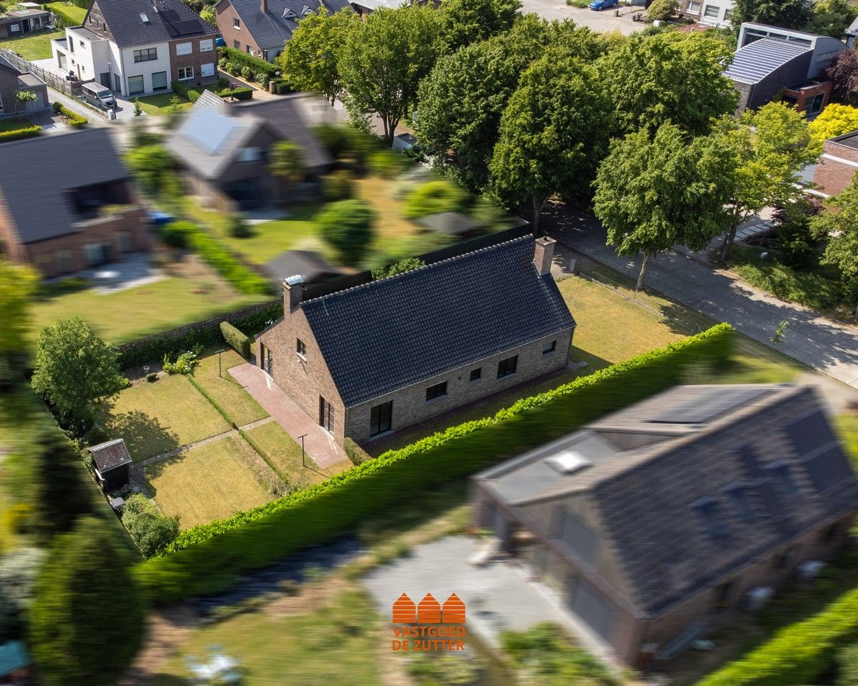 Ruime woning met potentieel en zuidgerichte tuin in doodlopende straat foto 31