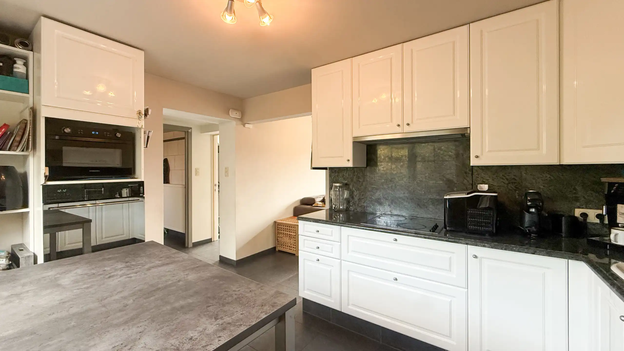 Instapklare woning op 9,8 are met prachtige tuin! foto 11