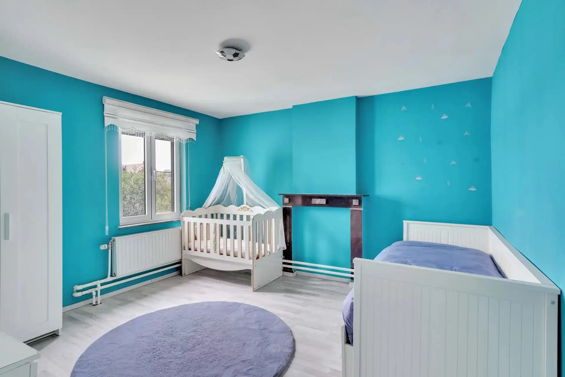 Gerenoveerde gezinswoning met 5 slaapkamers foto 13