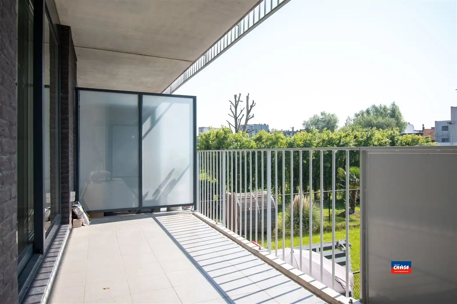 Appartement met 2 slaapkamers en groot terras foto 3
