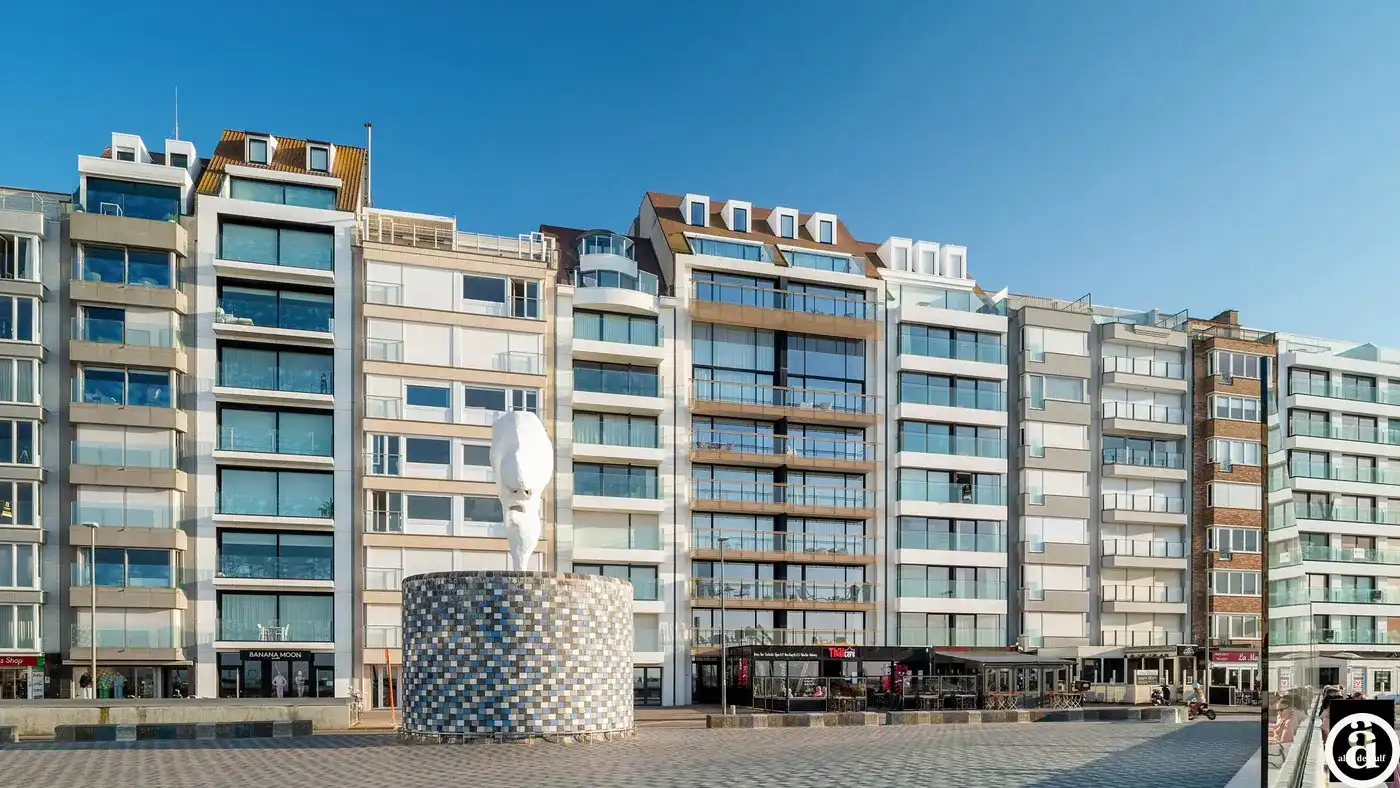 Exclusief appartement (243 m²) met 12,5 m gevelbreedte en zeezicht.  foto 5