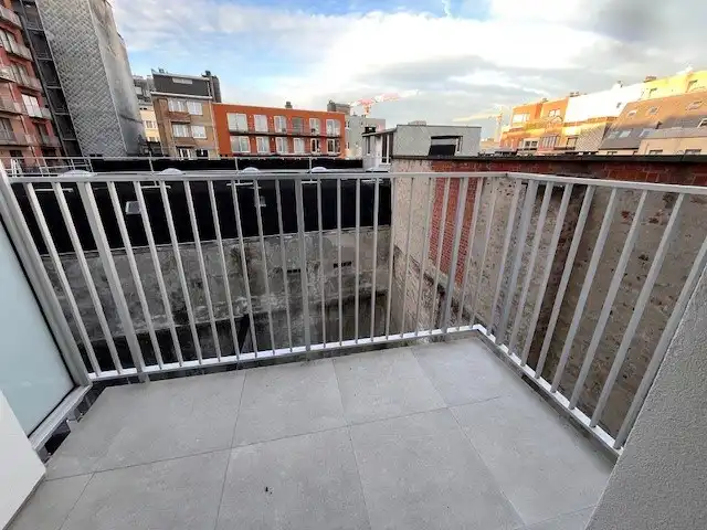 Appartement te koop – VME RAVELINGEN – 4de verdieping, centrum Oostende foto 7