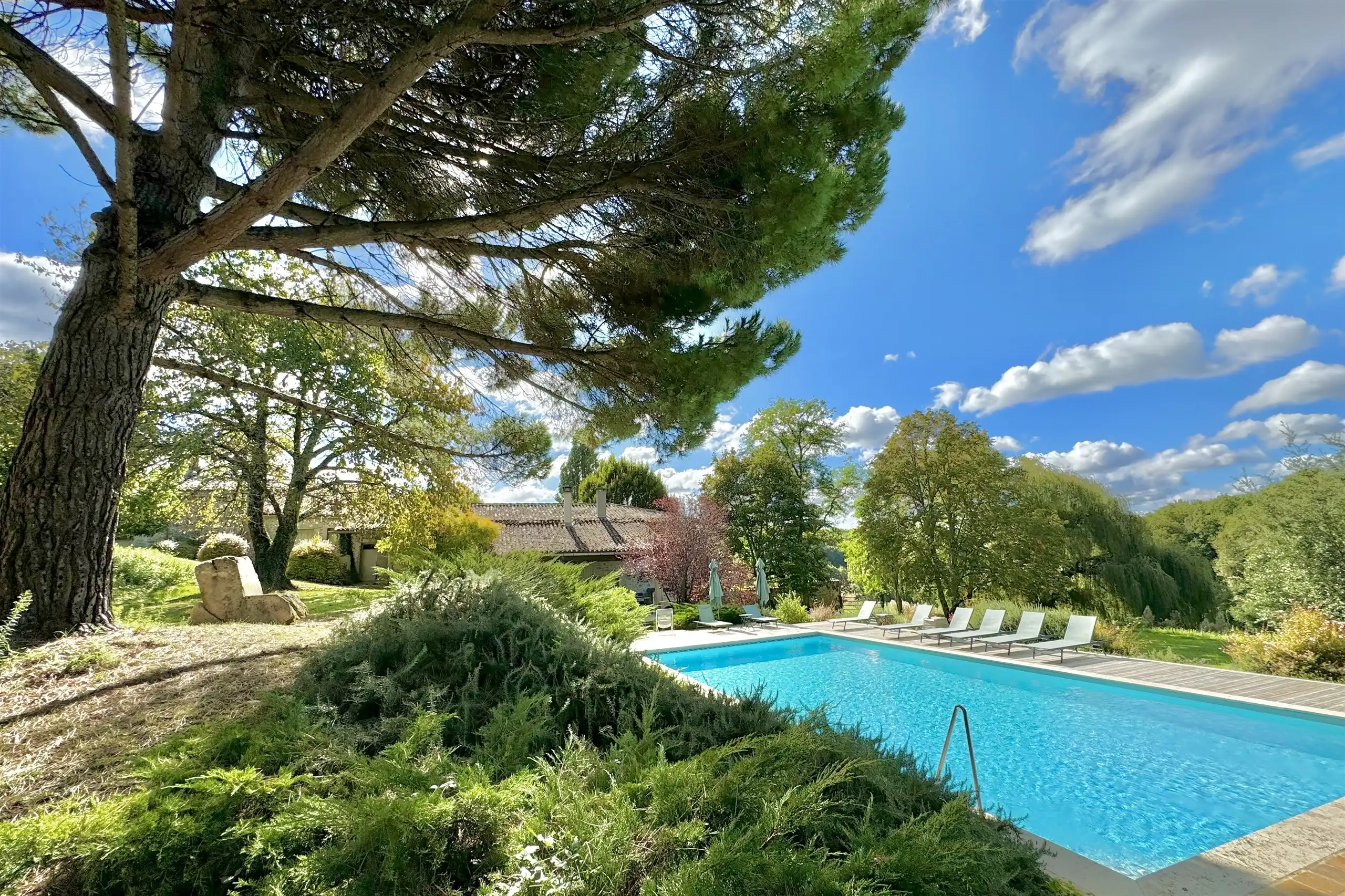 Vakantiegeluk te koop! Romantische eigendom op de heuveltop foto 11