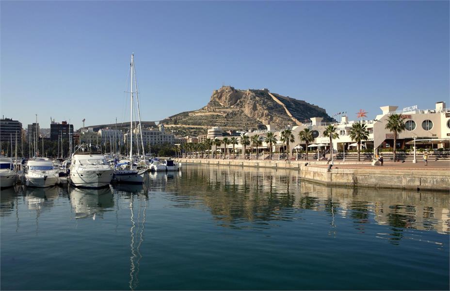 NIEUWBOUW GESLOTEN URBANISATIE IN TORREVIEJA OP SLECHTS 700M VAN HET STRAND foto 38