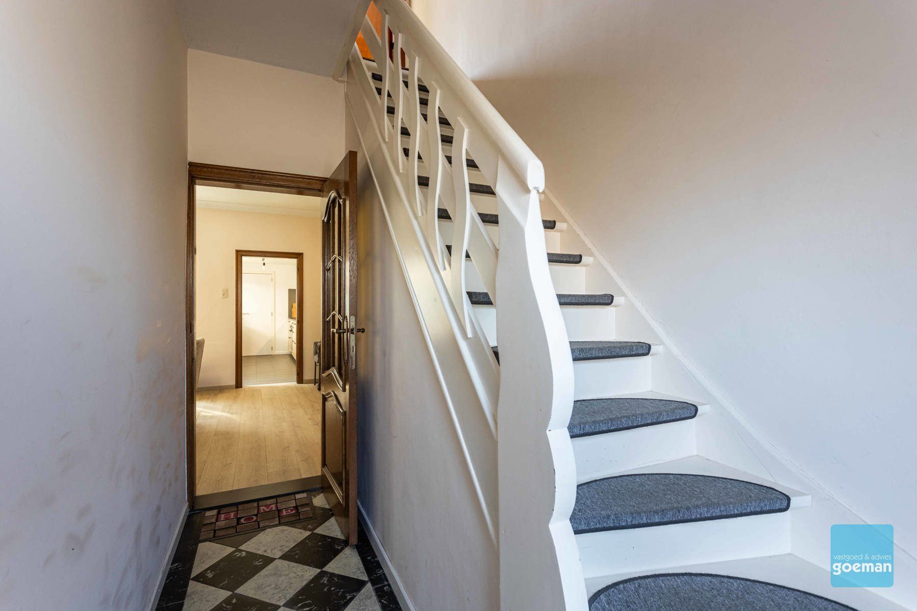Perfect instapklare gerenoveerde woning te Dendermonde. foto 9