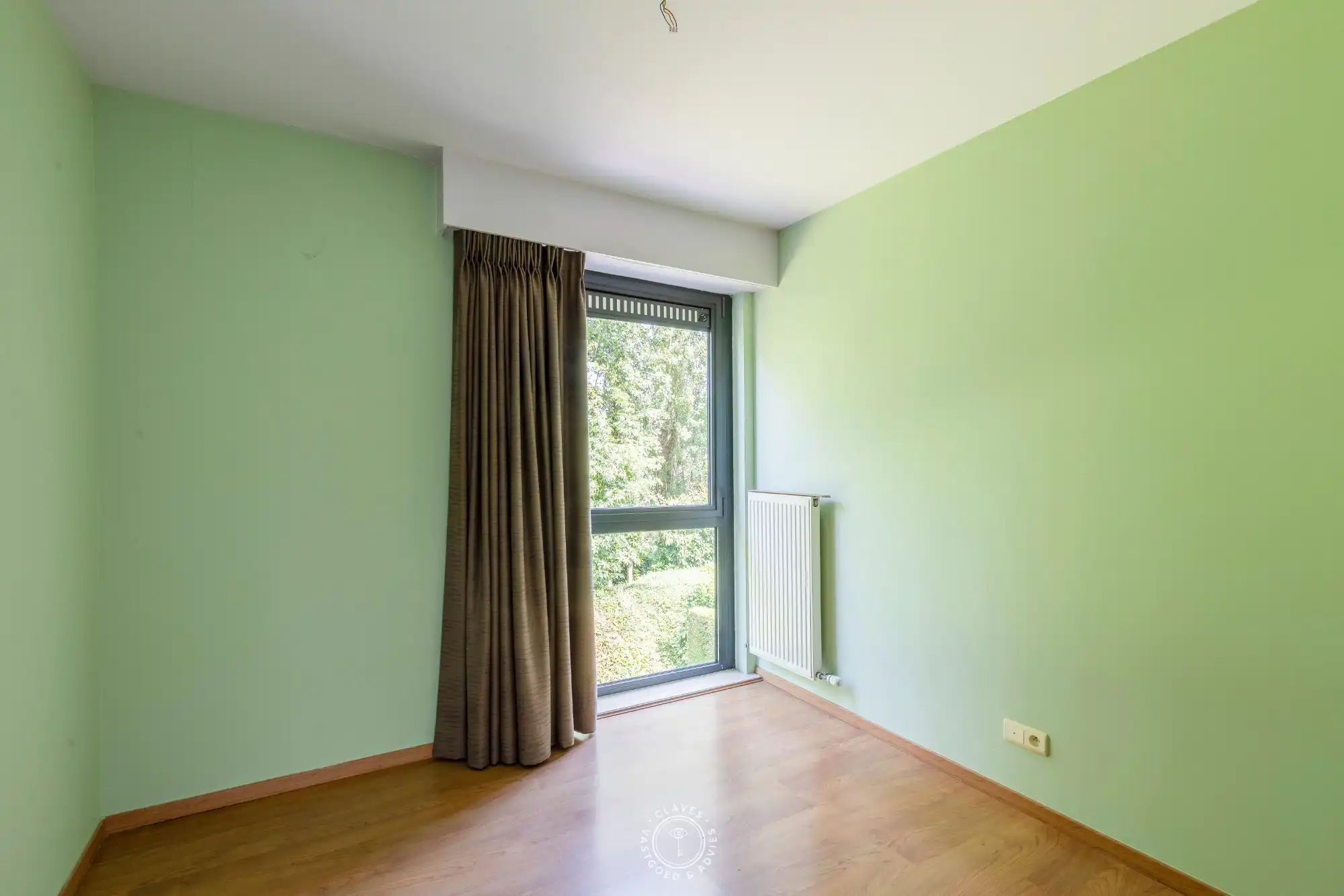 Ruim appartement met drie slaapkamers en zonnig terras foto 14