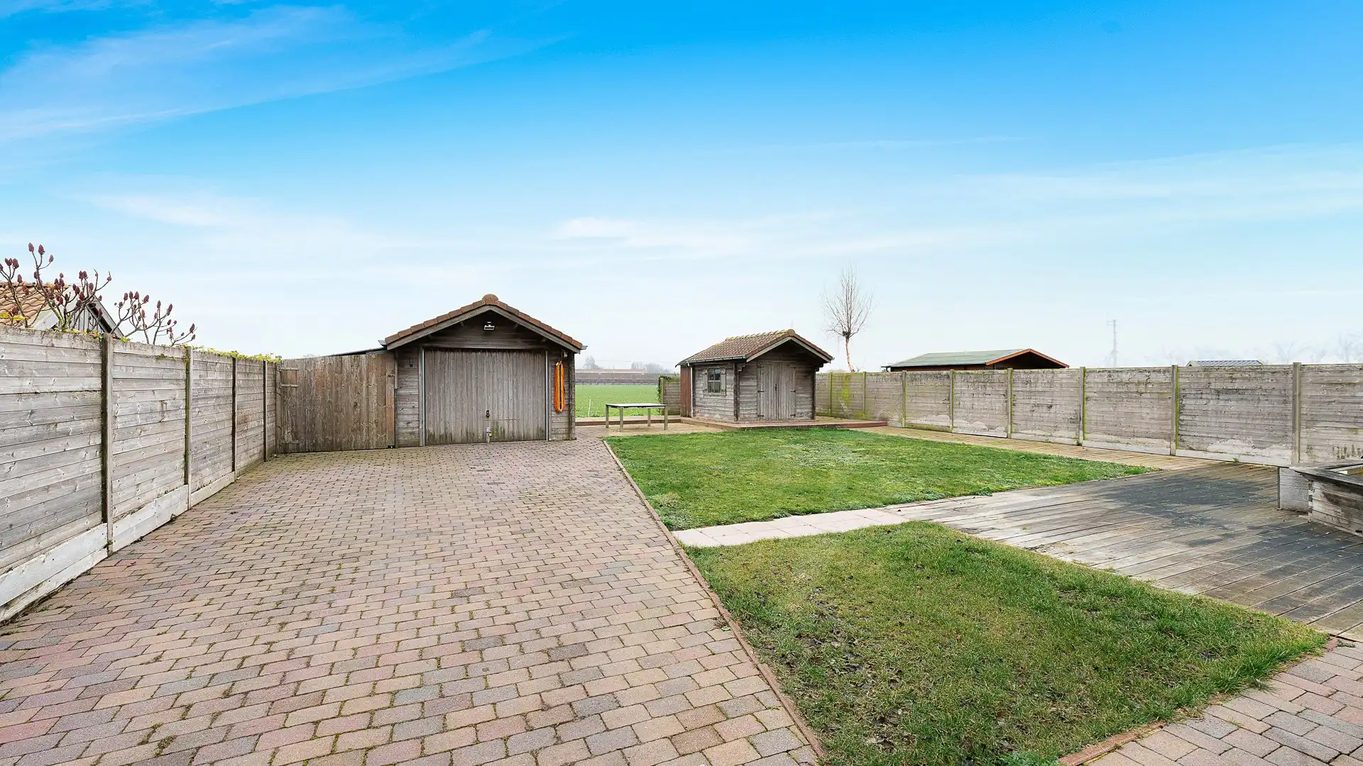 Alleenstaande bungalow met vergund zwembad te Lissewege foto 4