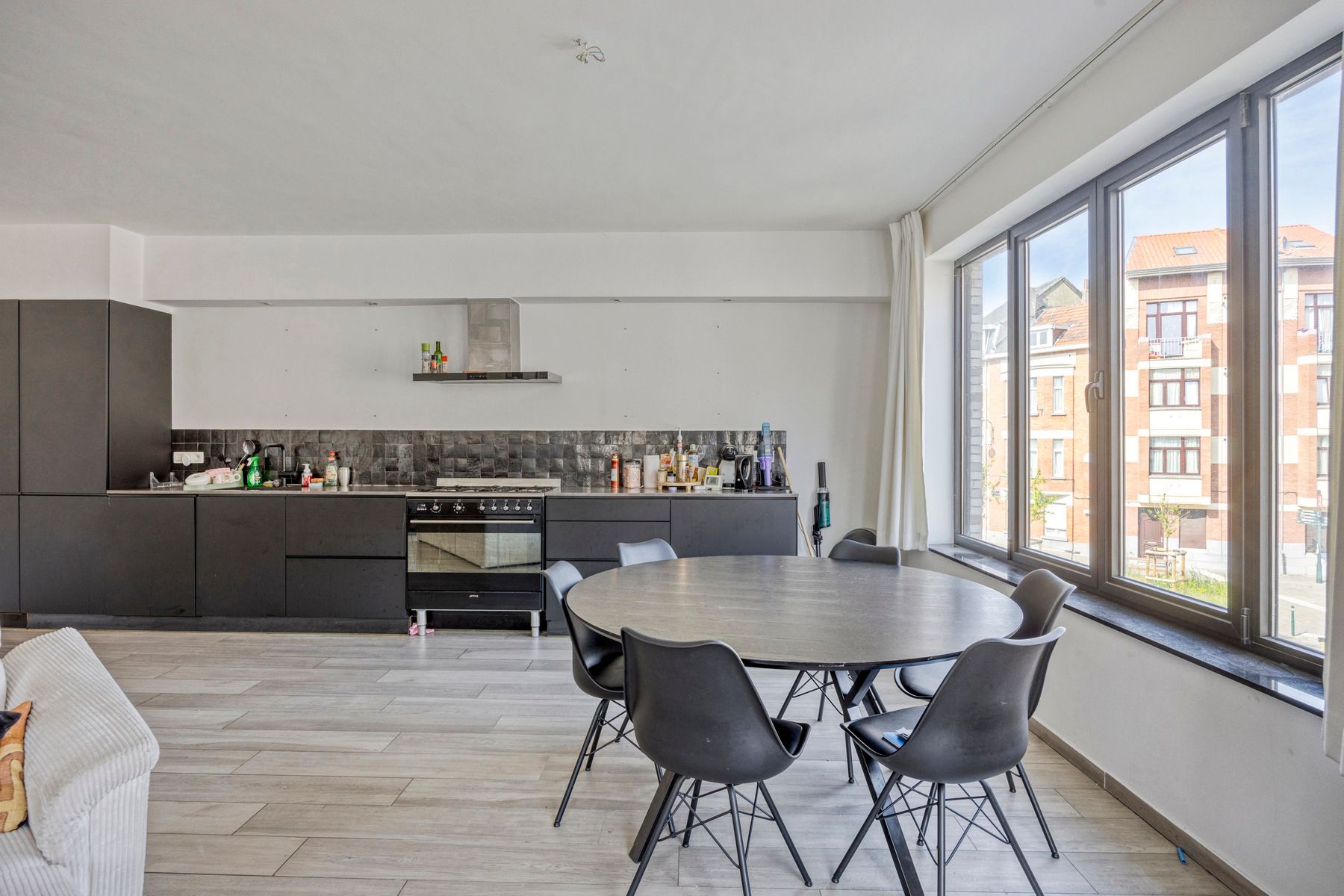 Recent 1 slaapkamer appartement met terras nabij Tour&Taxis foto 5