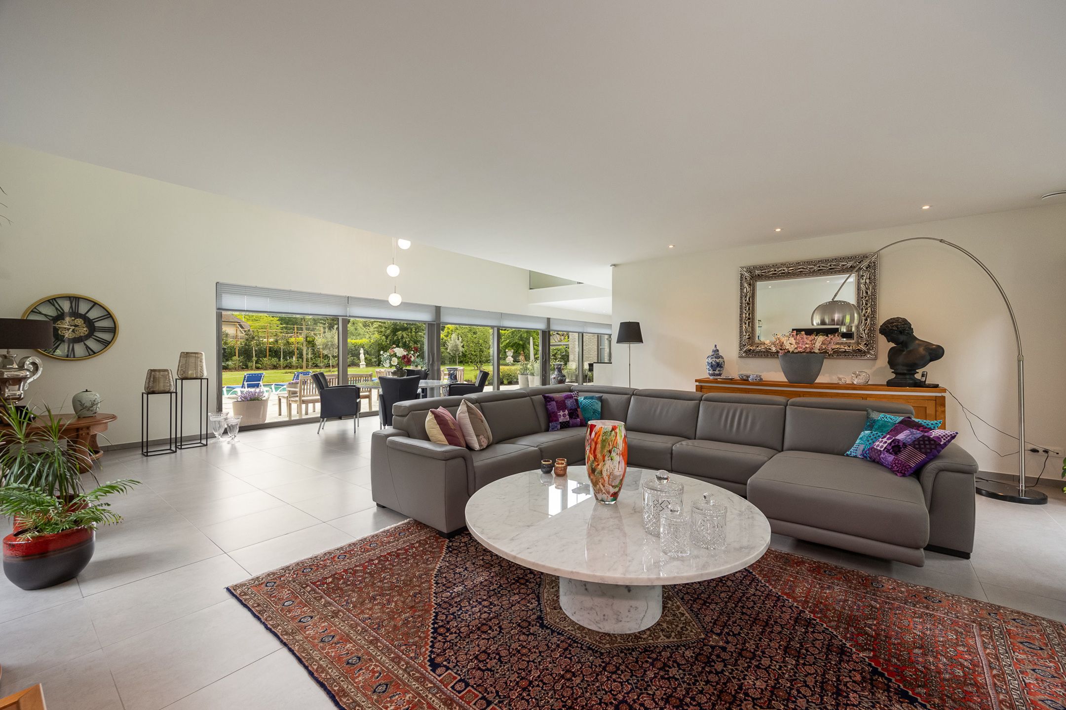 BRASSCHAAT - Moderne en vrijstaande villa met zwembad foto 7