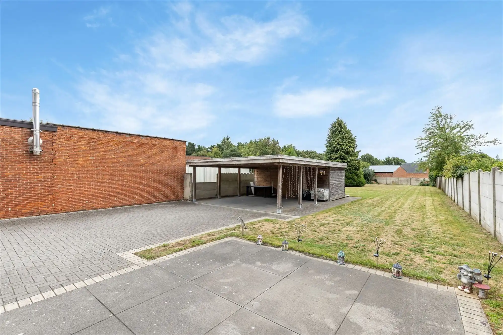 PERFECT ONDERHOUDEN GELIJKVLOERS APPARTEMENT MET 2 SLAAPKAMERS EN RUIME TUIN MET CARPORT EN BERGING TE HEUSDEN foto 23