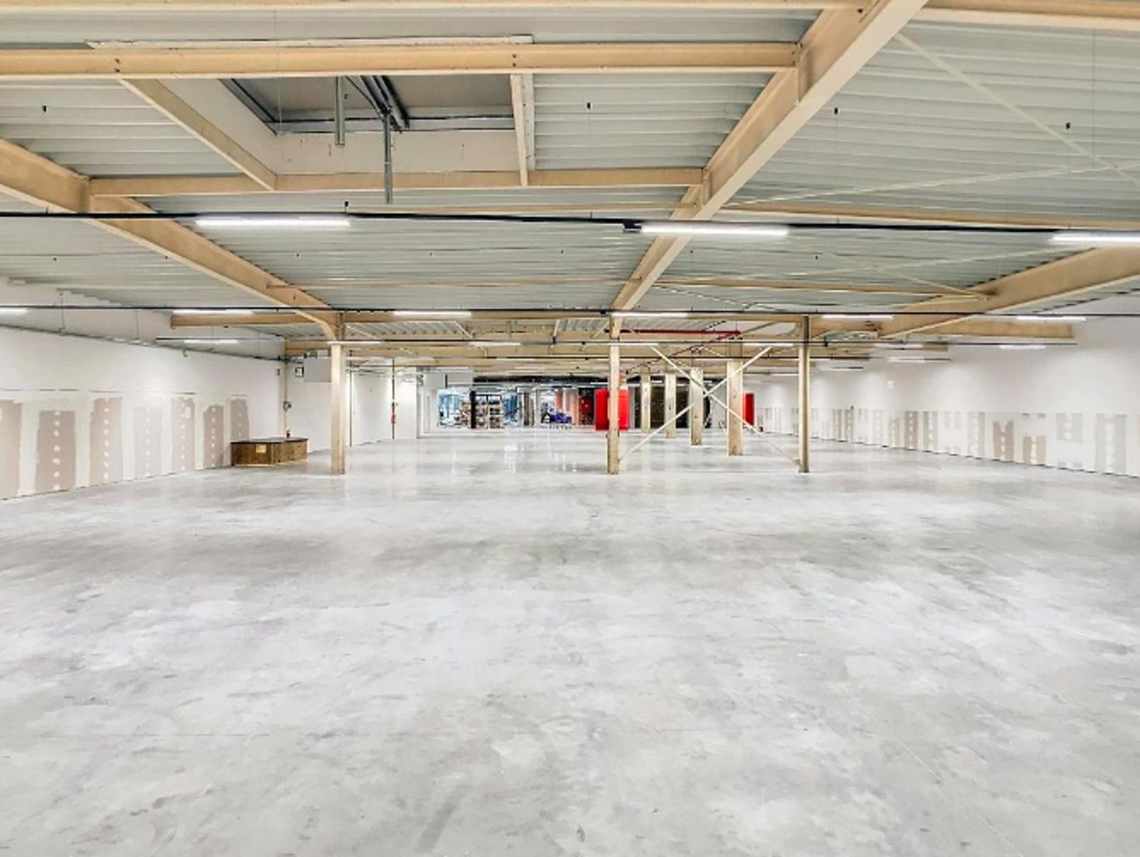 Gelijkvloerse handelsruimte te huur – Topligging foto 2