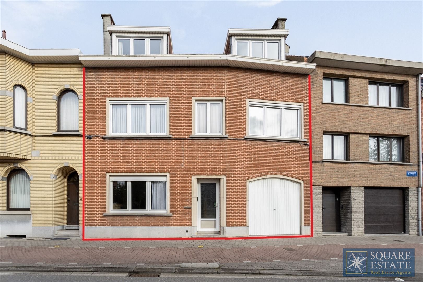 Huis met 4 slaapkamers, twee badkamers, garage en tuin  foto 25