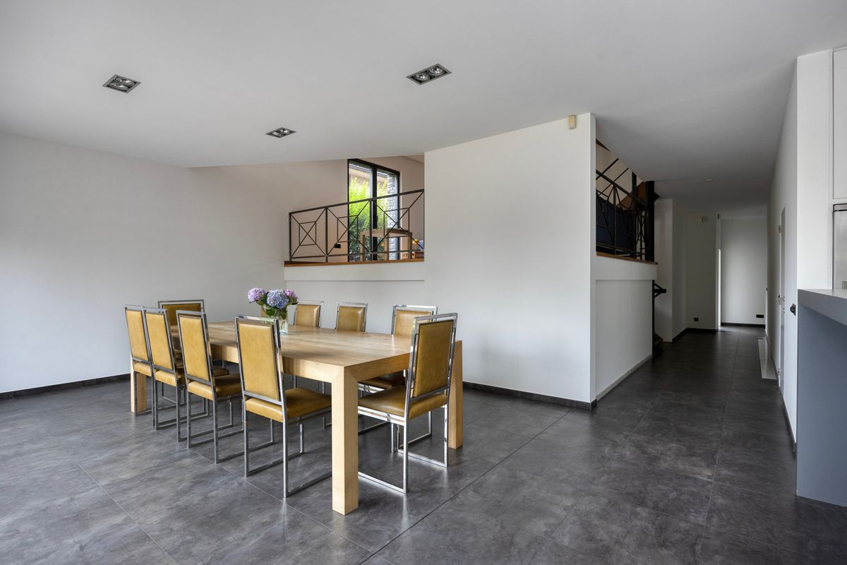 Ruime villa met karaktervolle architectuur  foto 5