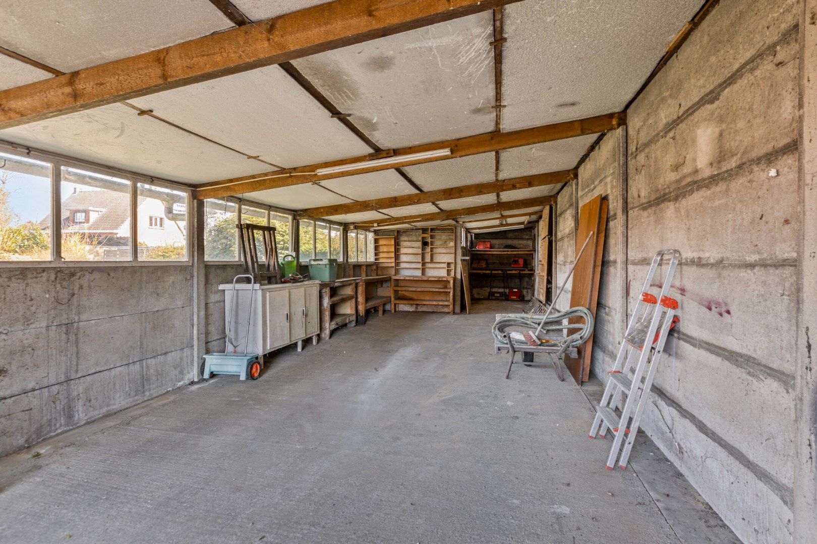 Te renoveren woning met garage en ruime tuin nabij het centrum van Dessel ! foto 30