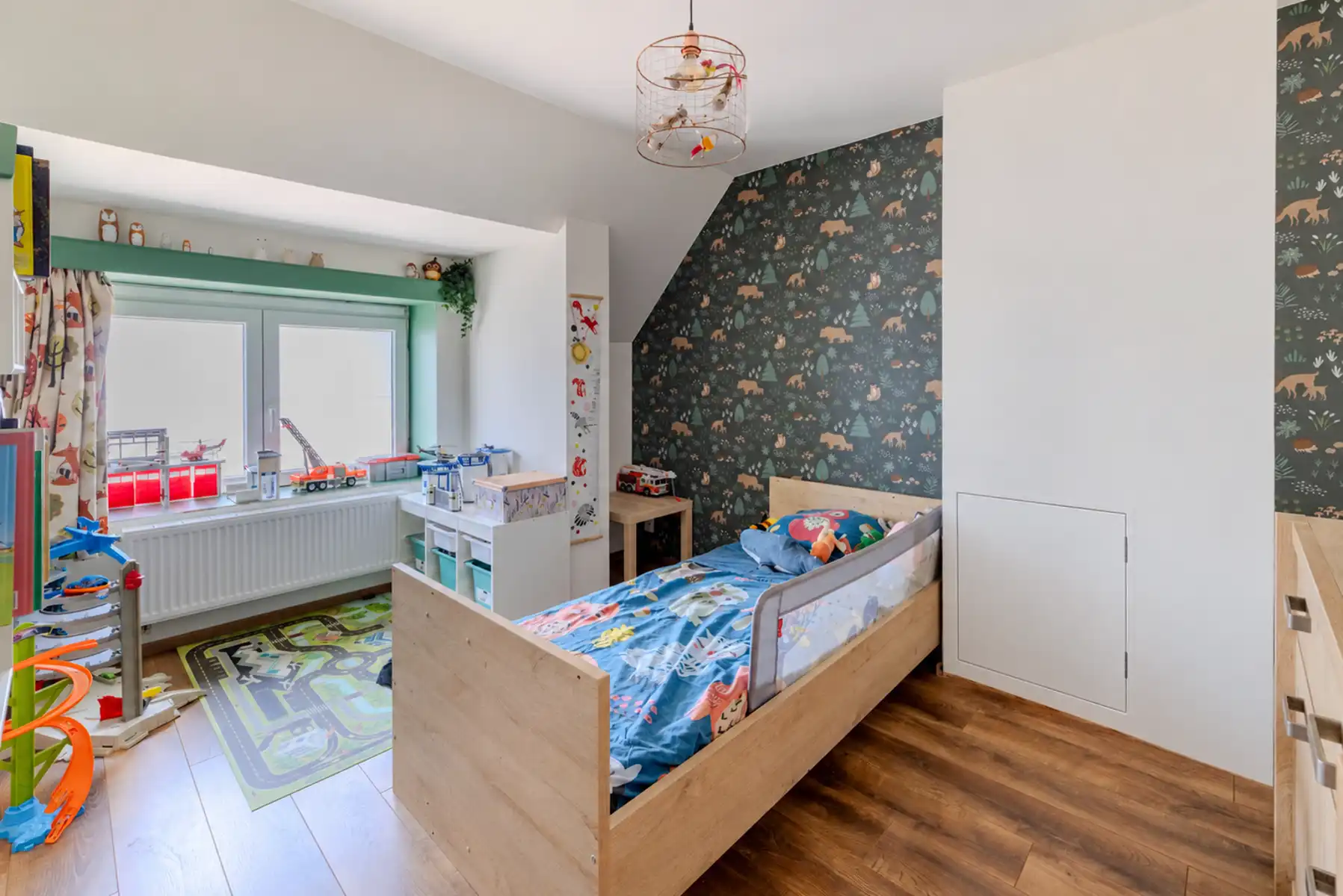 Gerenoveerde woning met tuin via servitude bereikbaar met 3 slpks foto 13