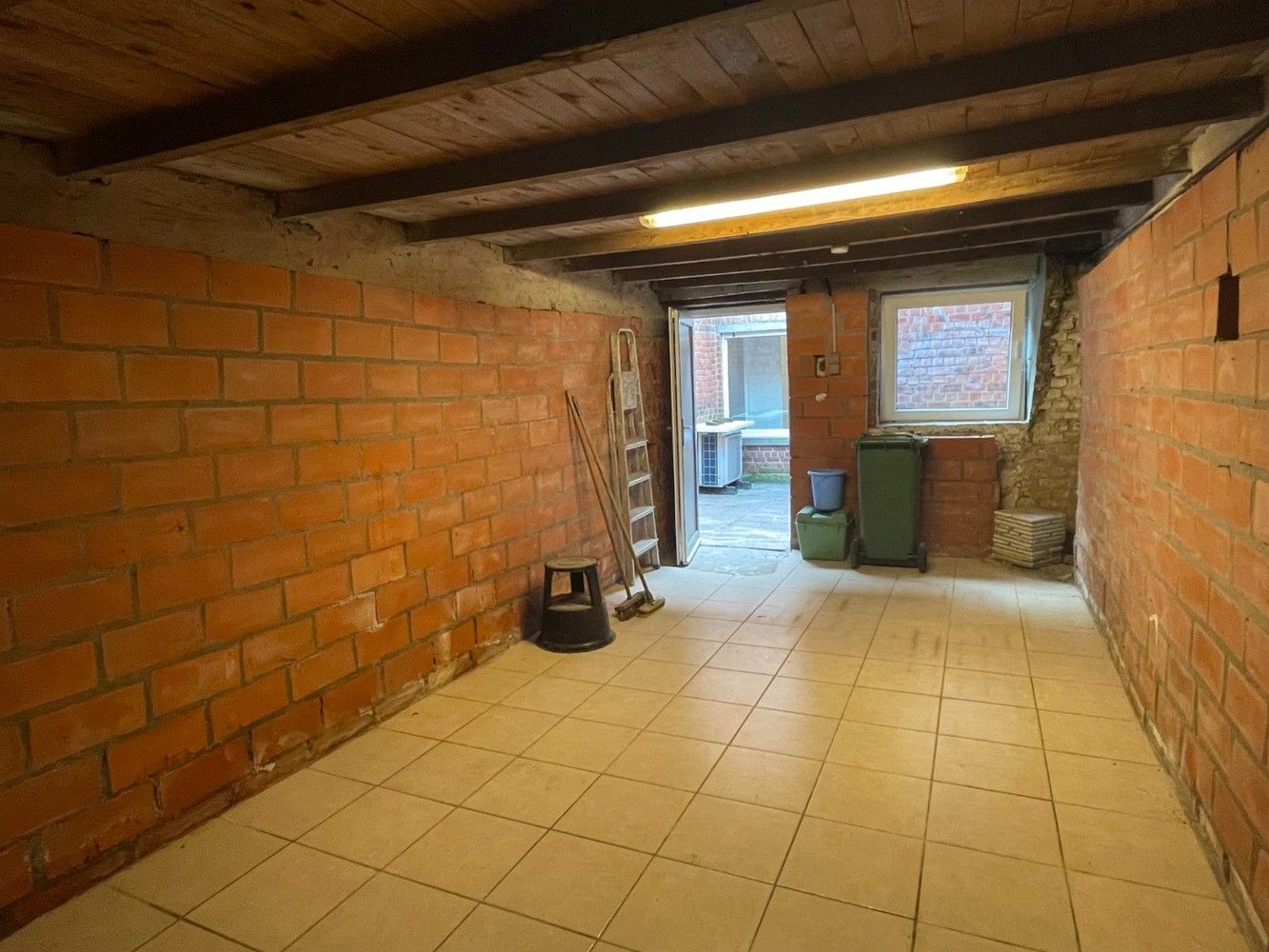Goed gelegen woning met ruime bergplaats foto 13