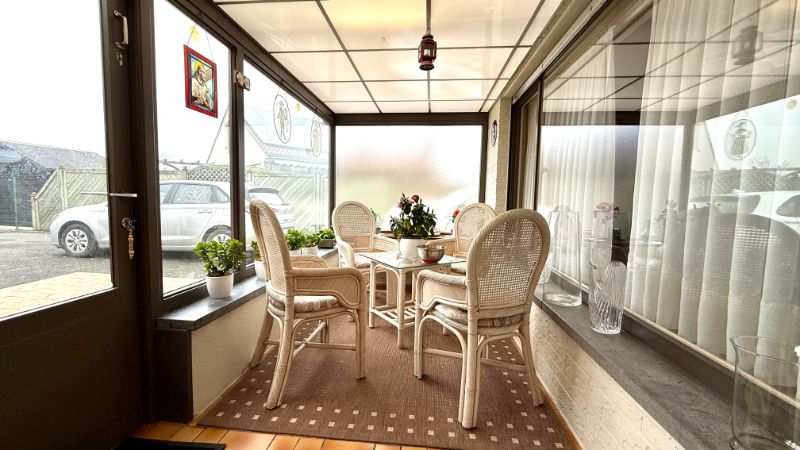 Charmante halfopen bebouwing met garage foto 8