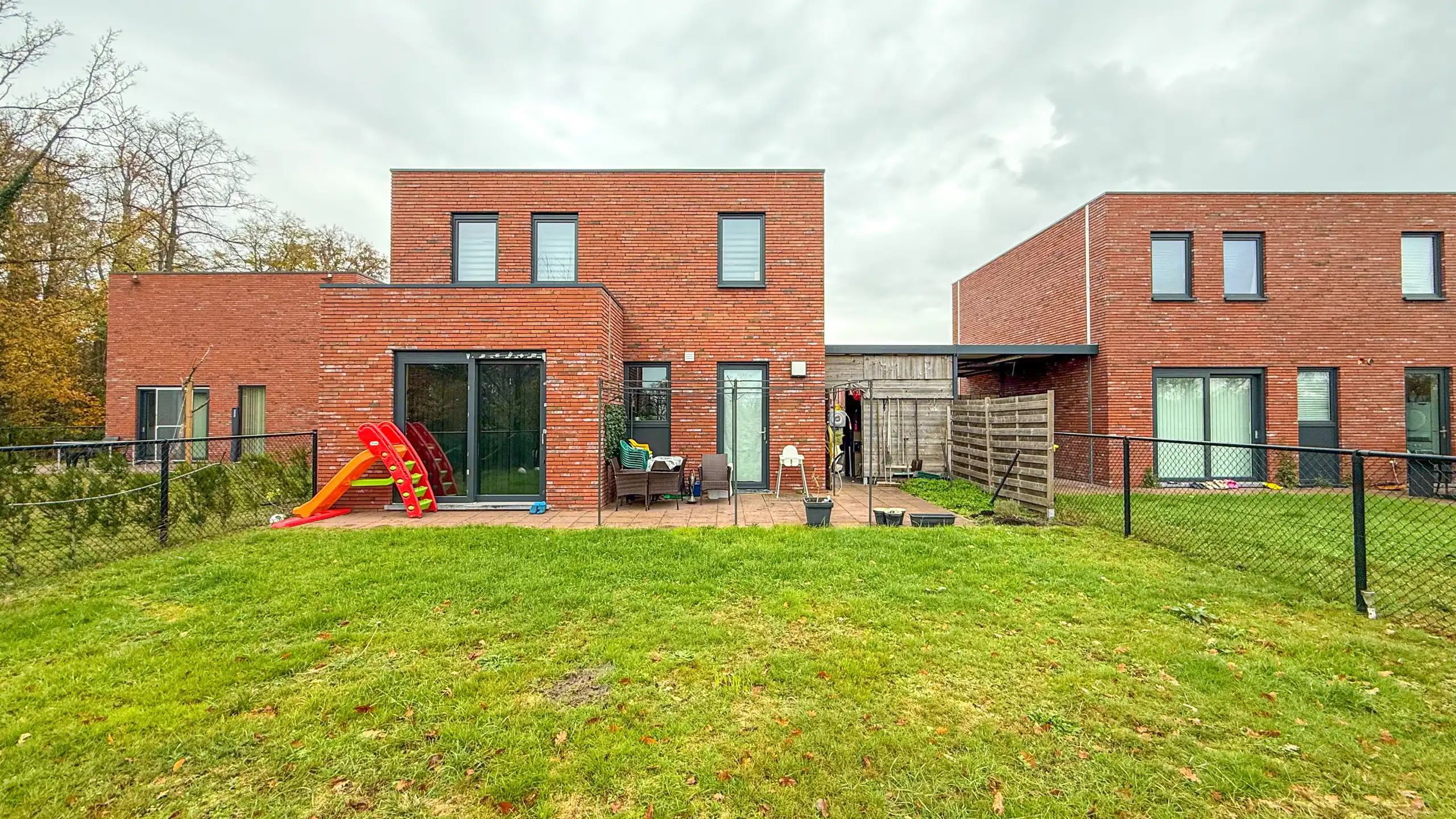 Moderne gezinswoning in rustige doodlopende straat met EPC A foto 25