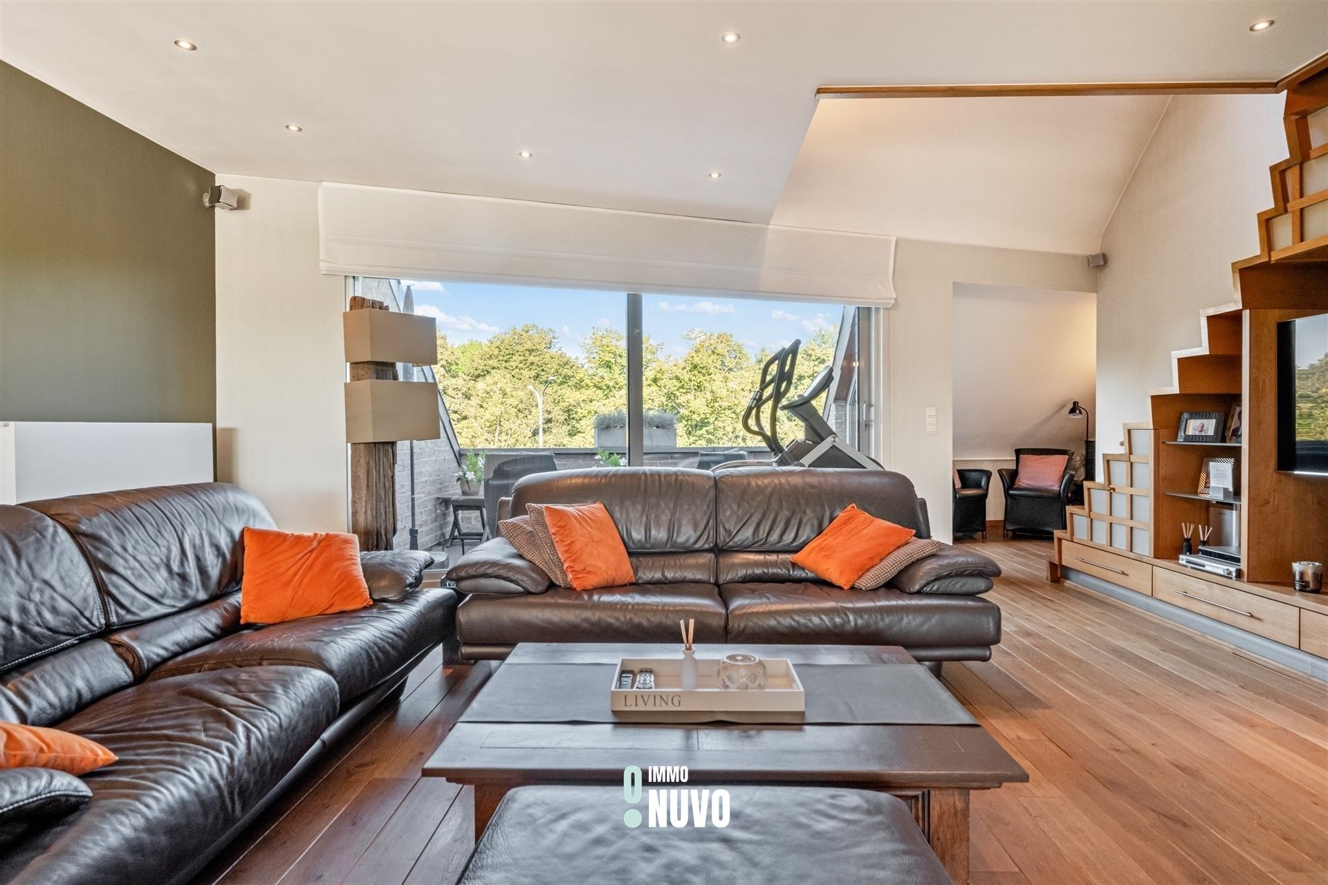 Penthouse met veel lichtinval en indrukwekkend uitzicht foto 2