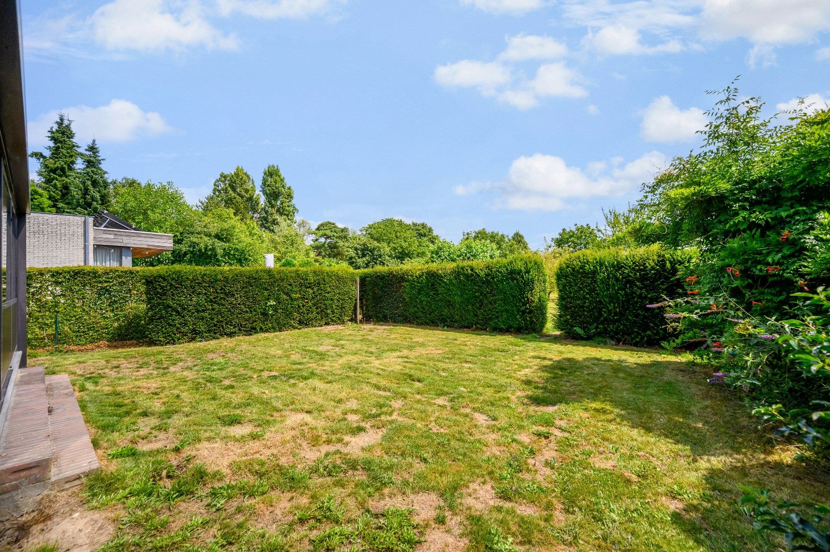 Te renoveren villa met idyllisch zicht op akker en boomgaard met INSTELPRIJS foto 14