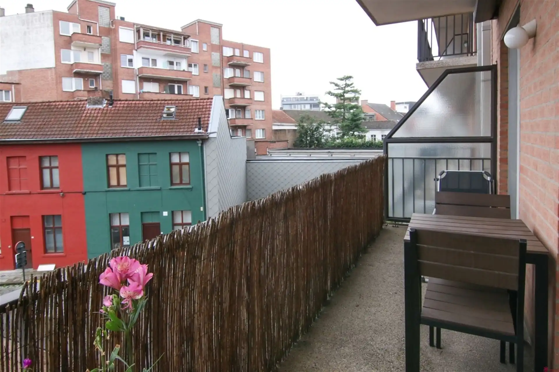 Knap appartement met zuidgericht terras foto 12