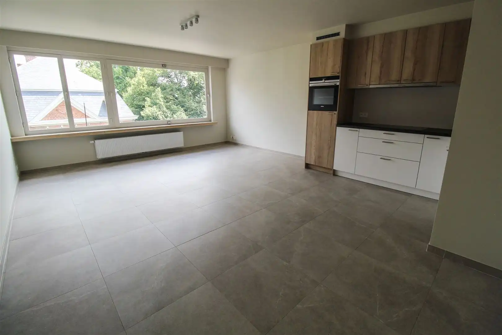 Uiterst charmante appartement op toplocatie te Sint-Niklaas foto 3