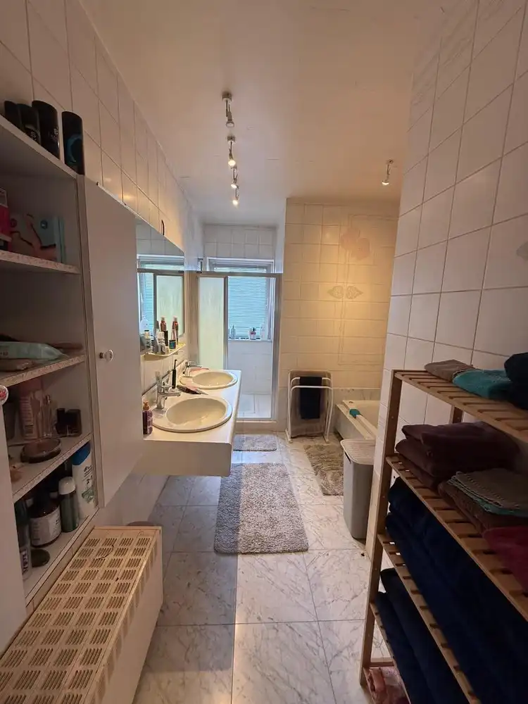 RUIM APPARTEMENT 215 m² met 5 slaapkamers en PRACHTIG TERRAS foto 27