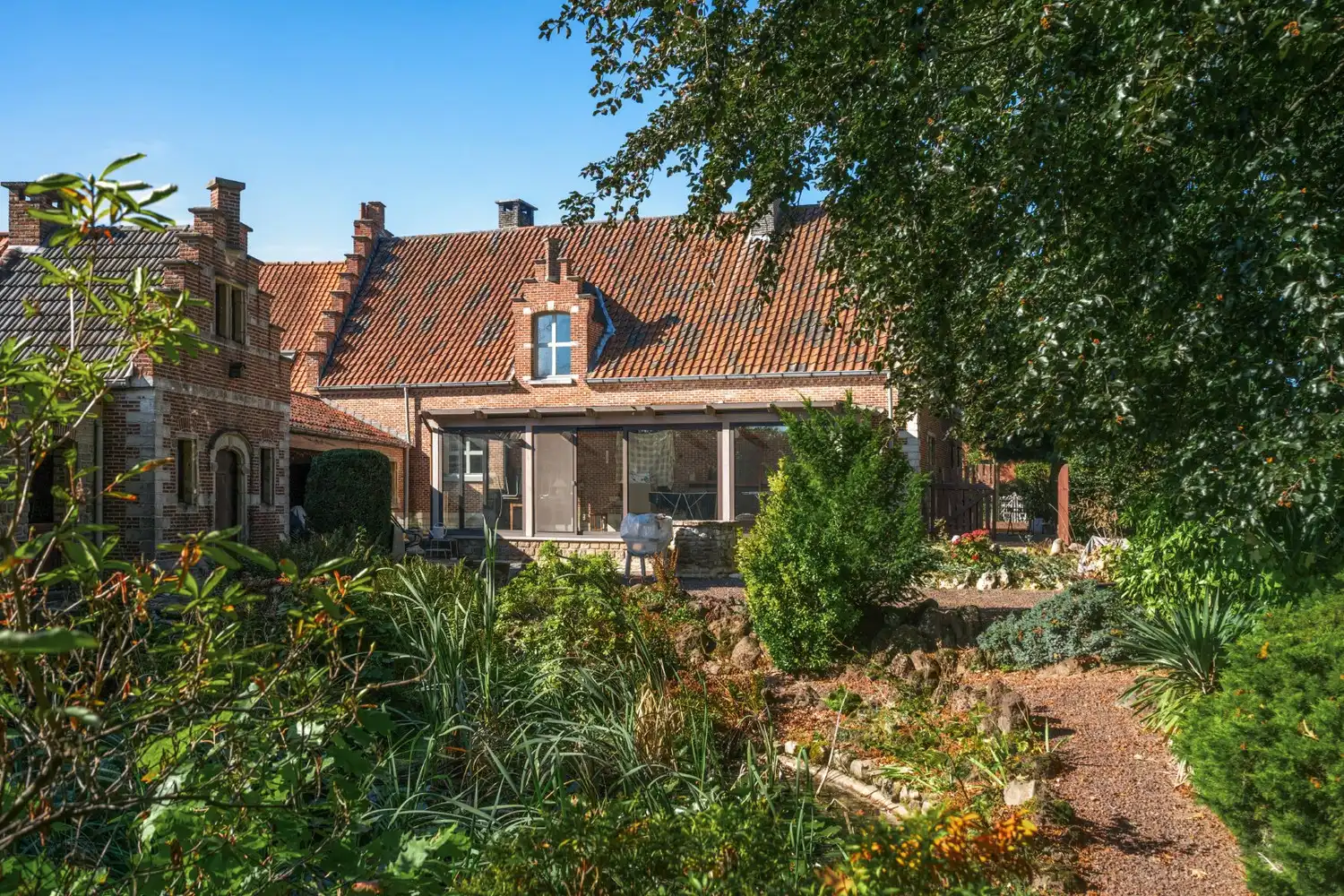 UITZONDERLIJK LANDHUIS OP PERCEEL VAN 1.194 m²! foto 22
