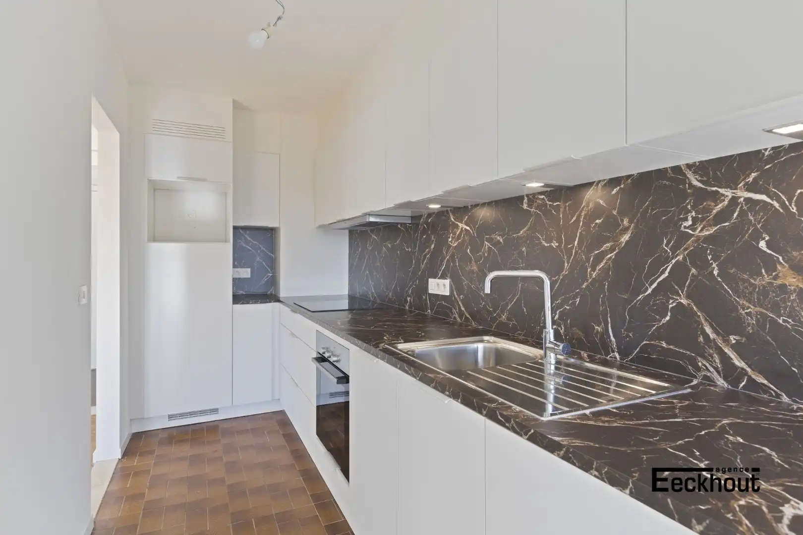 Instapklaar en ruim (128 m²) appartement met 3 slaapkamers en zonnig terrasje! foto 8