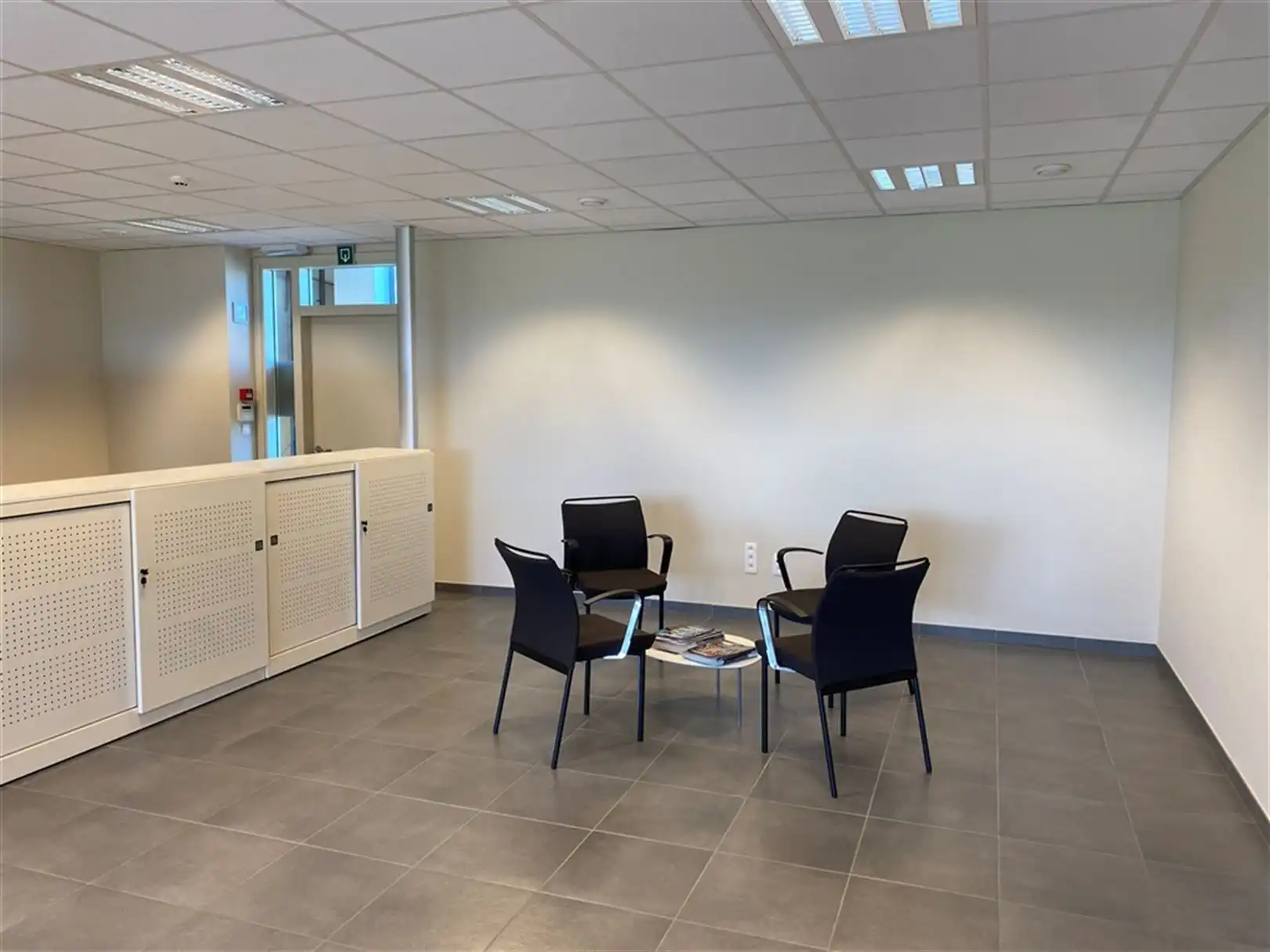 Goed bereikbare kantoren vlakbij de E17 met all-in formule foto 7